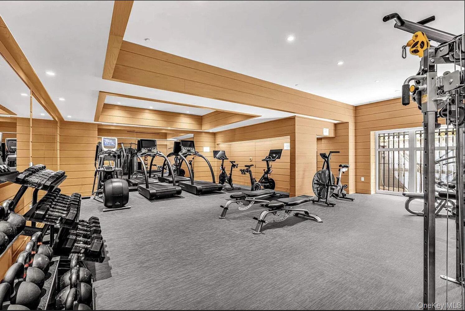 33 E 74TH Street Unit 5A, Manhattan NY 10021