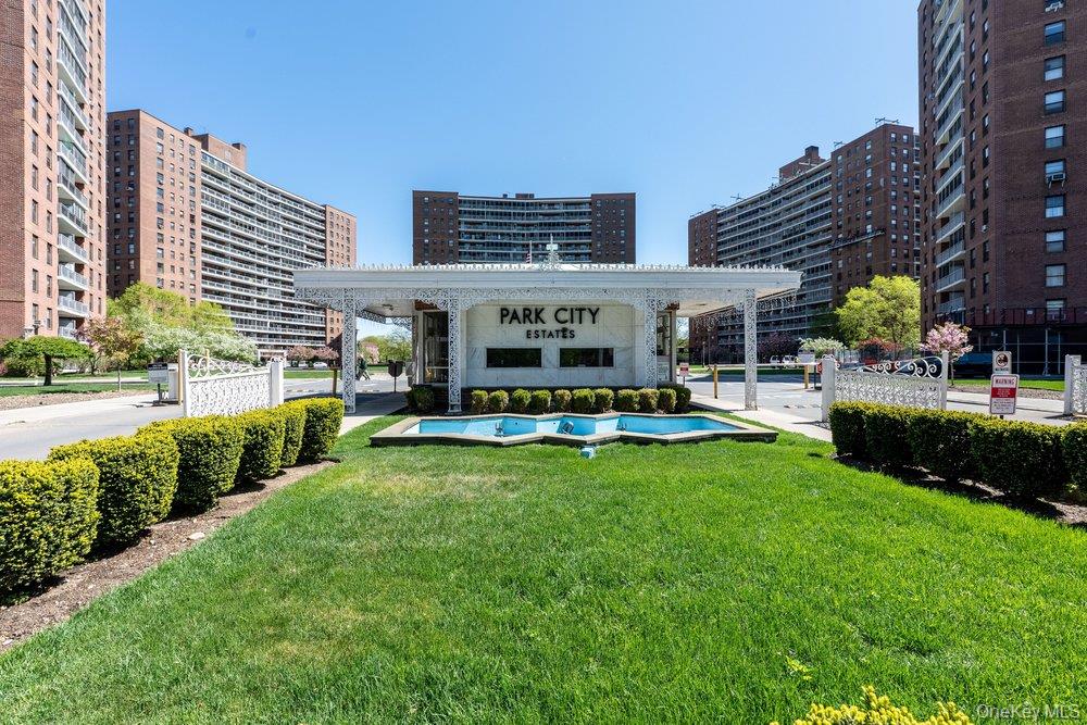 61-45 98th Street Unit 14K, Rego Park NY 11374