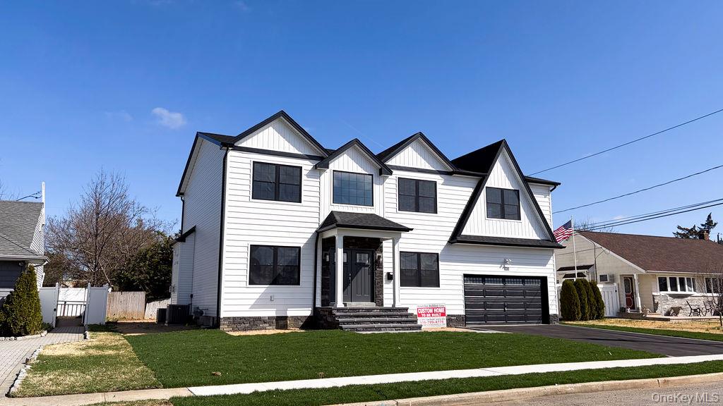 3421 Hawthorne Drive N, Wantagh NY 11793