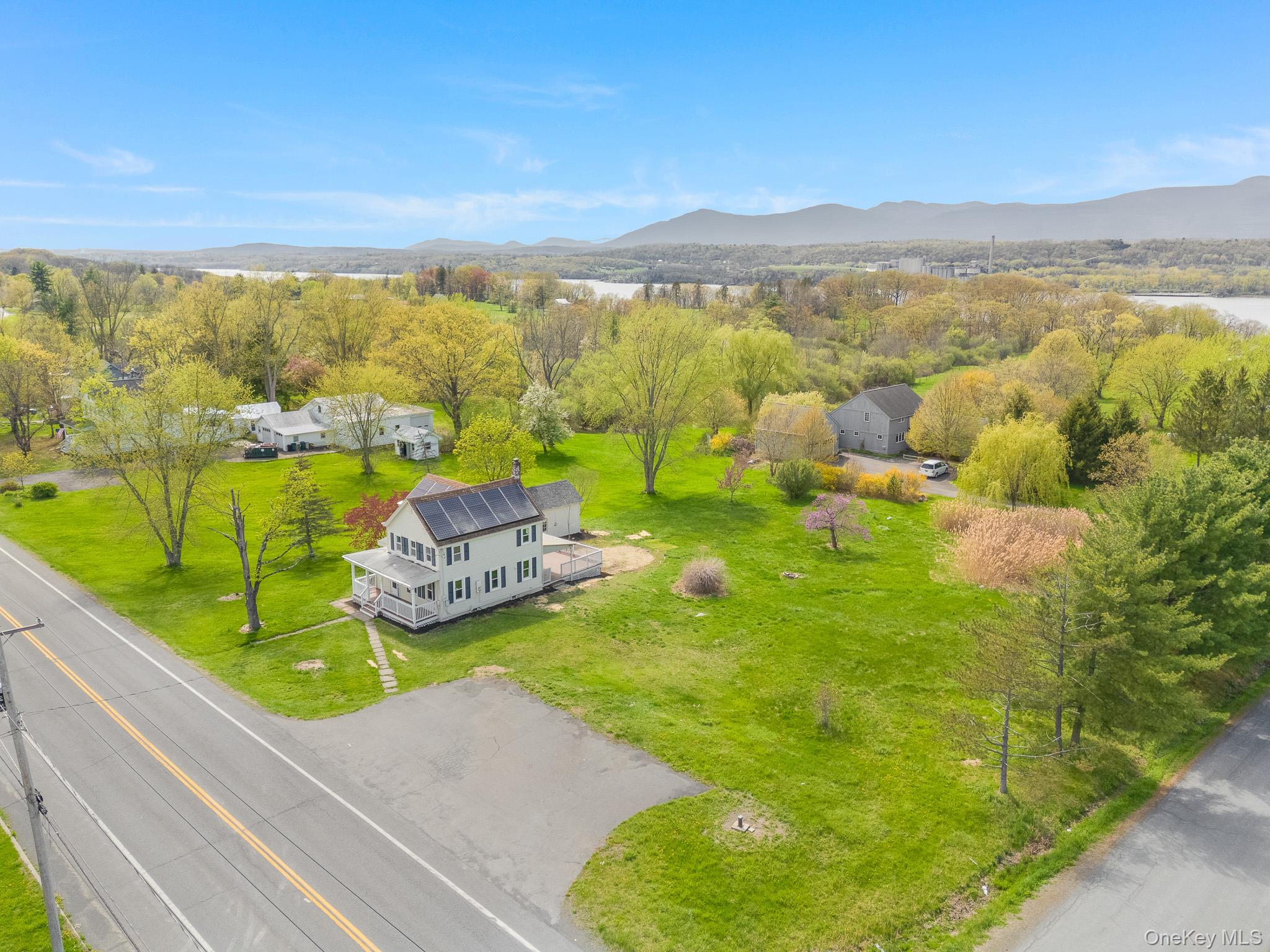 4421 State Route 9G, Germantown NY 12526