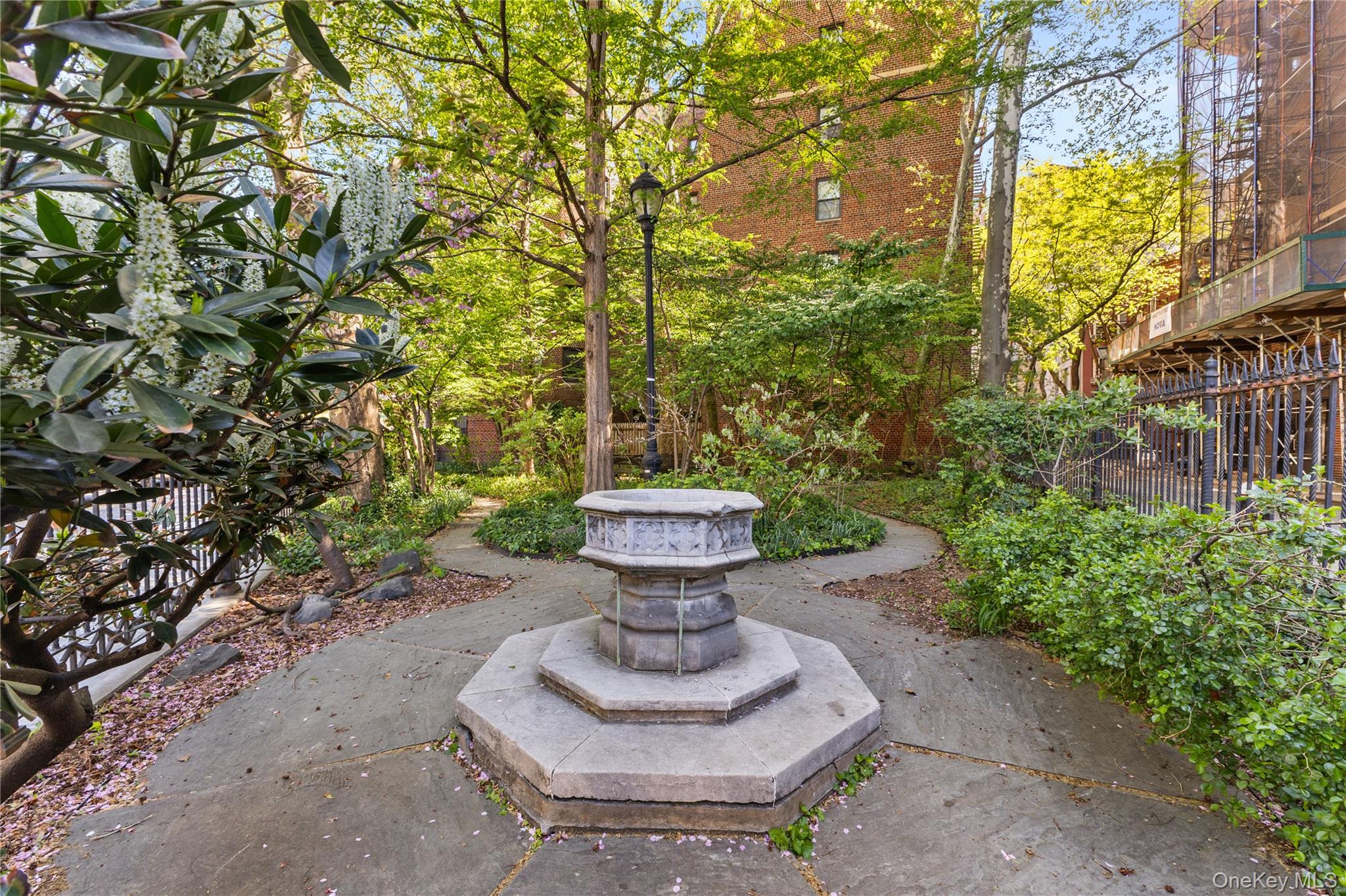 290 Sixth Avenue Unit 4E, Manhattan NY 10014