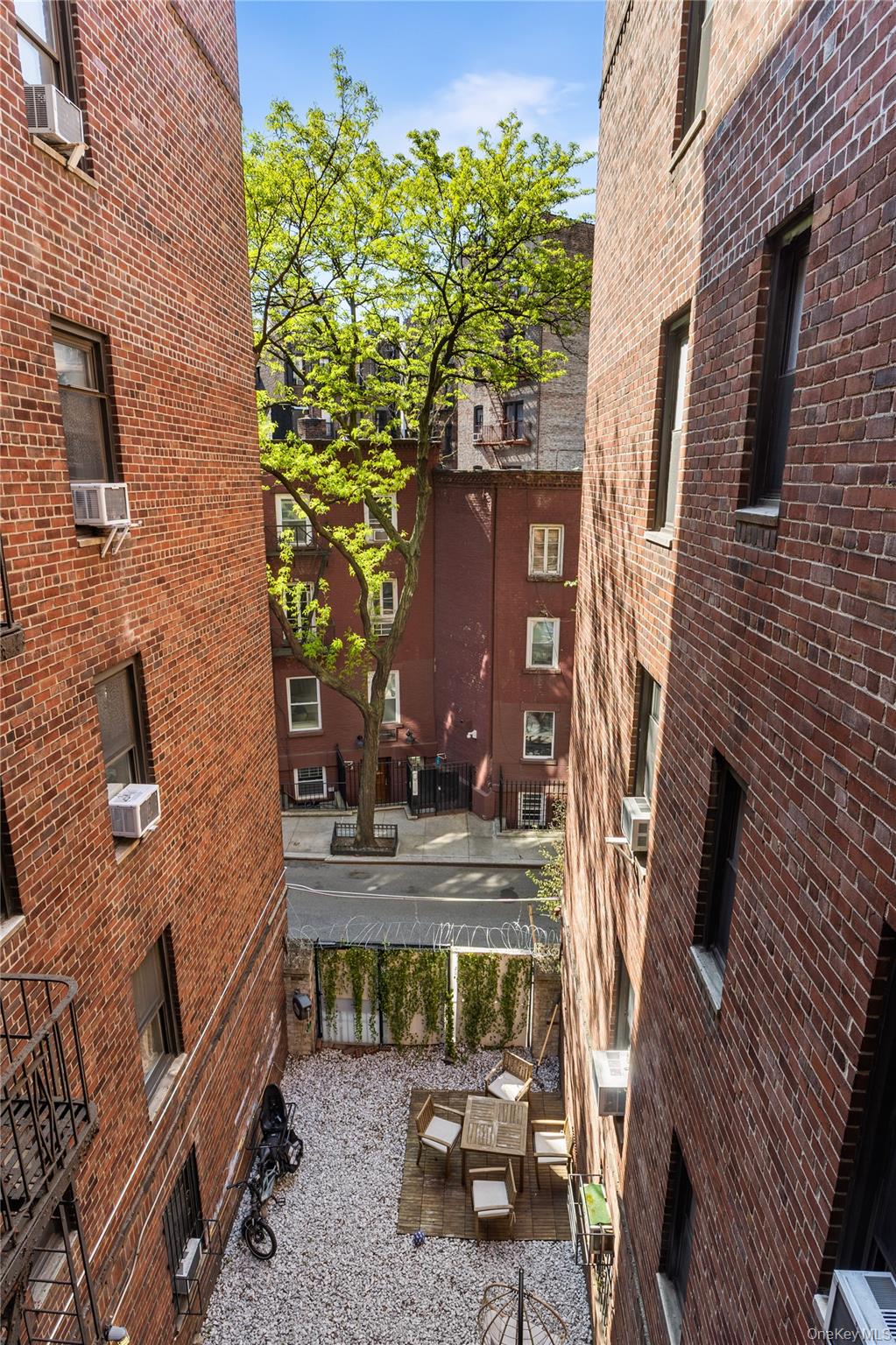 290 Sixth Avenue Unit 4E, Manhattan NY 10014