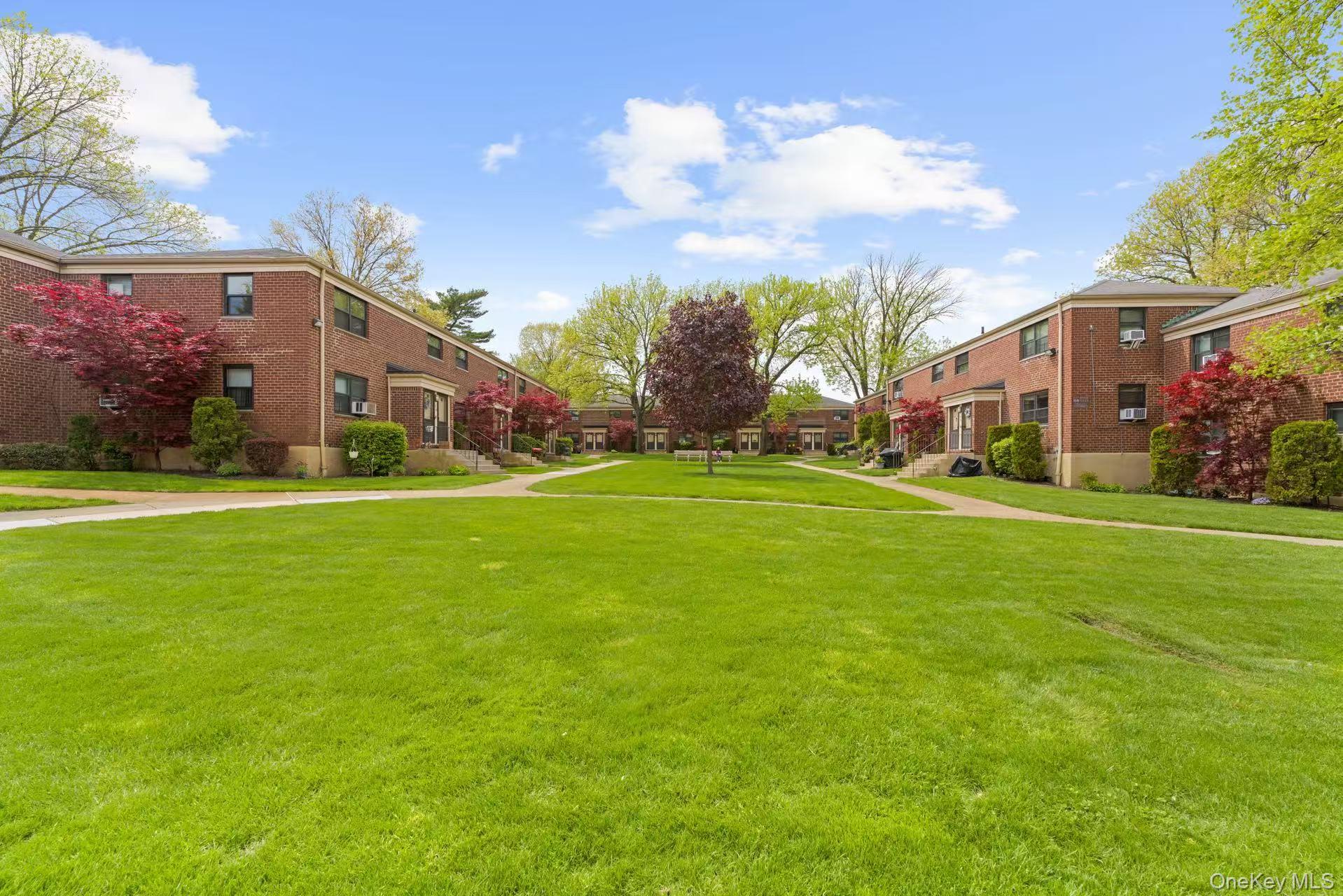 7632 Springfield Boulevard Unit 143A, Oakland Gardens NY 11364
