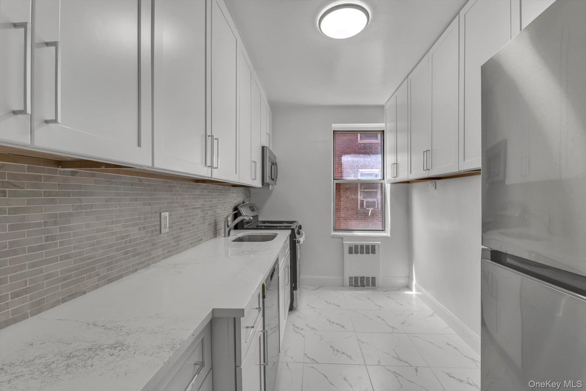 67-12 Yellowstone Boulevard Unit E9, Forest Hills NY 11375