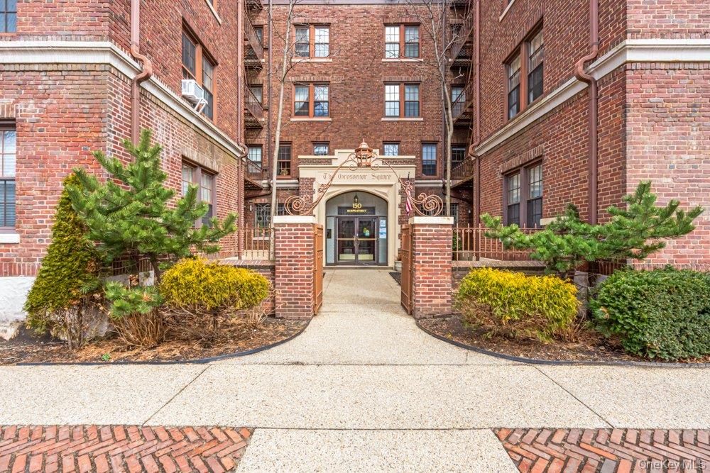150 Burns Street Unit 6H, Forest Hills NY 11375