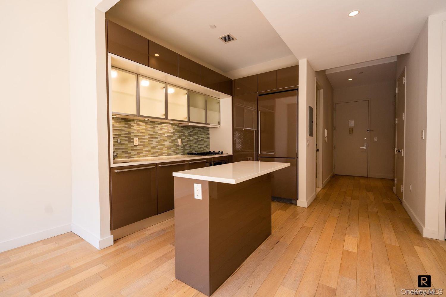 75 Wall Street Unit 26Q, Manhattan NY 10005