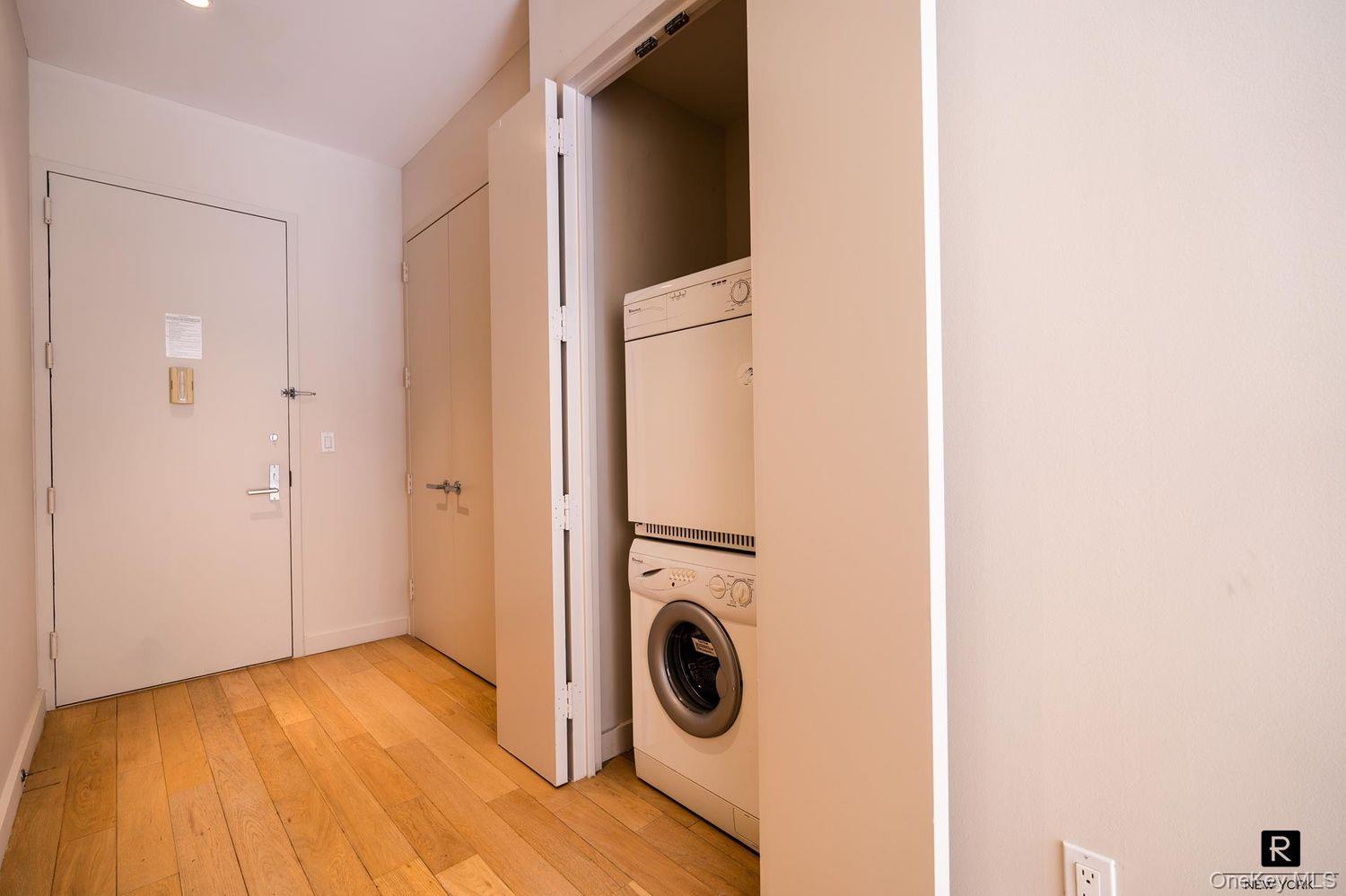 75 Wall Street Unit 26Q, Manhattan NY 10005