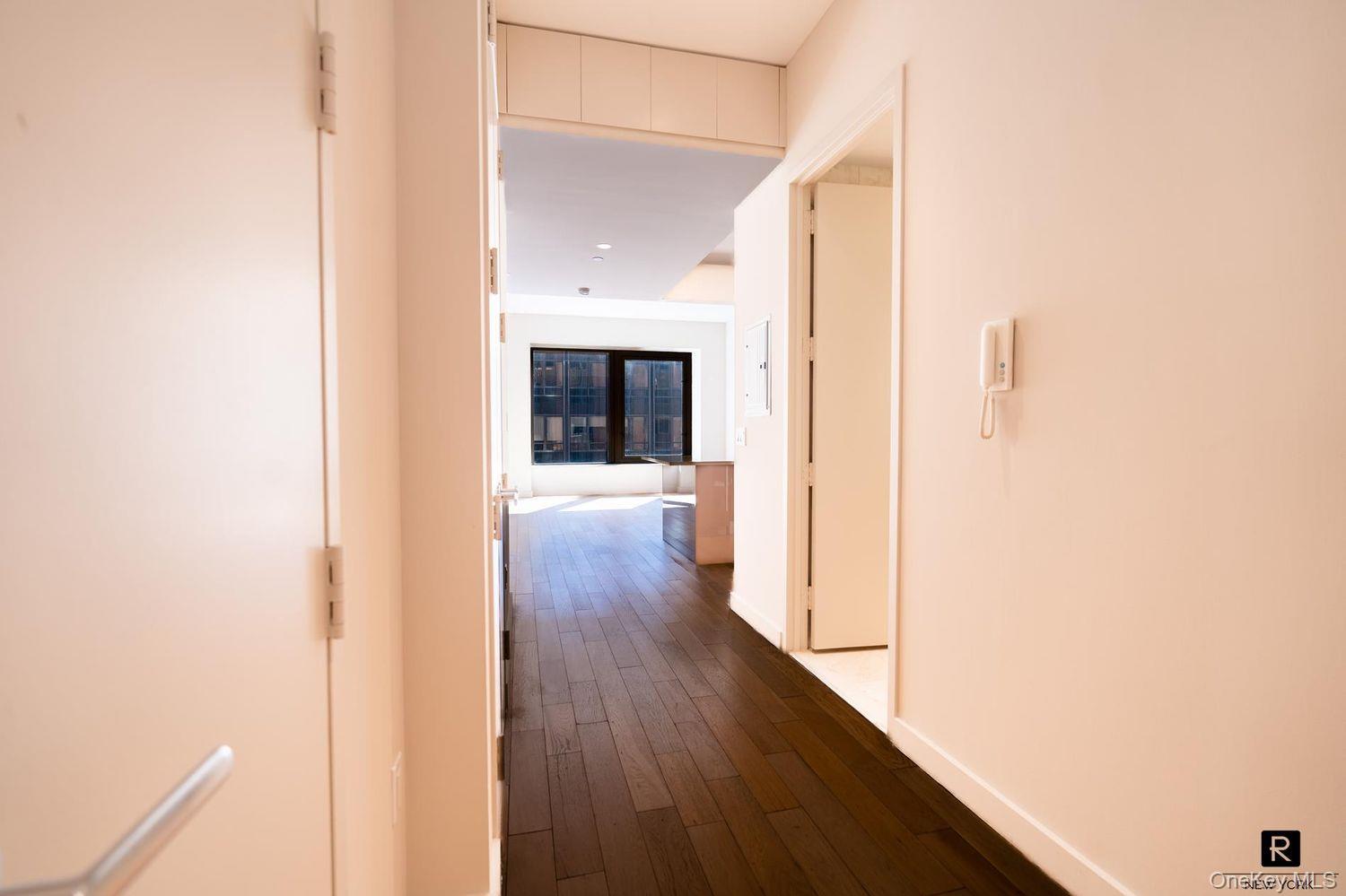 75 Wall Street Unit 26Q, Manhattan NY 10005