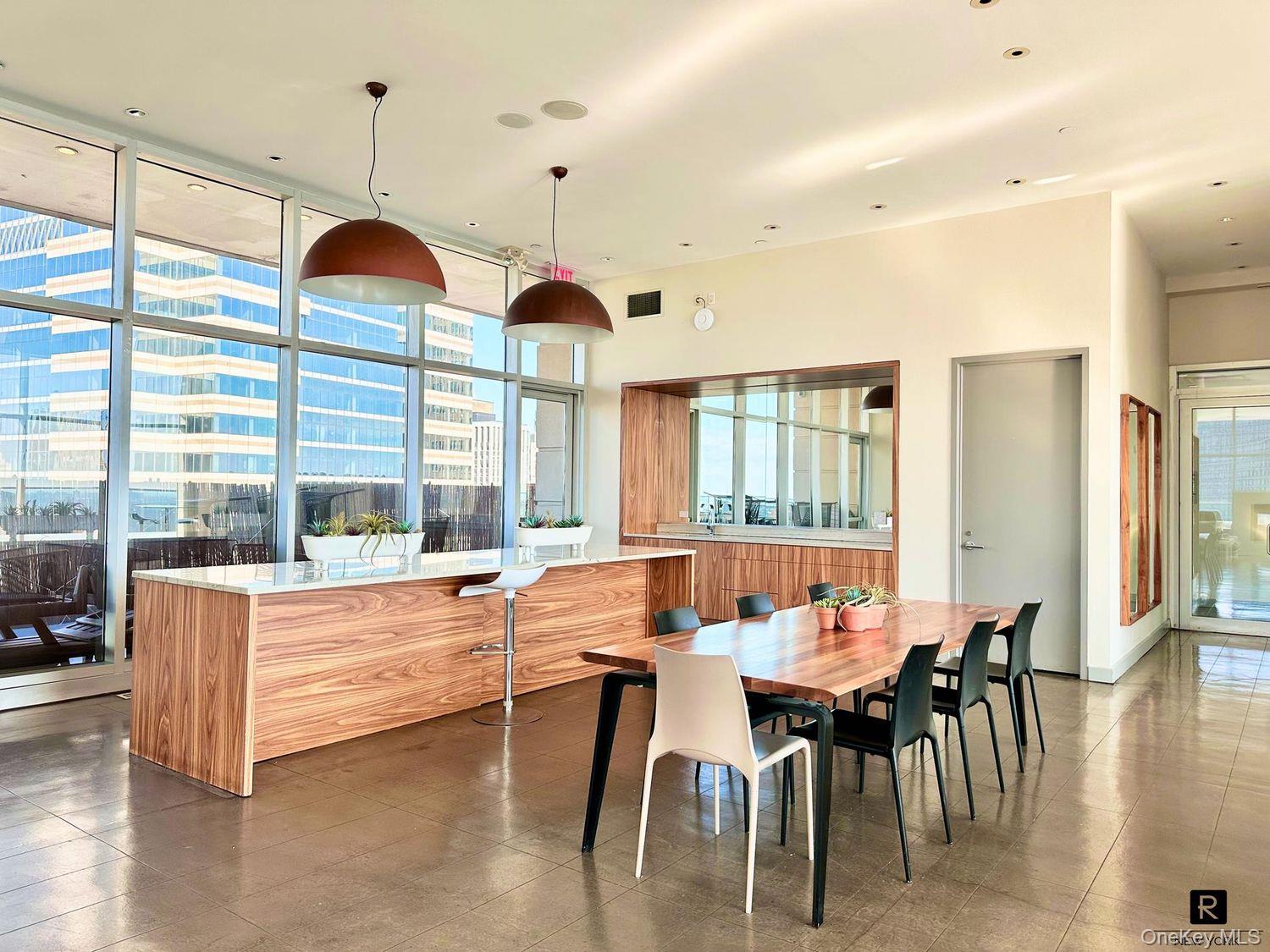 75 Wall Street Unit 26Q, Manhattan NY 10005