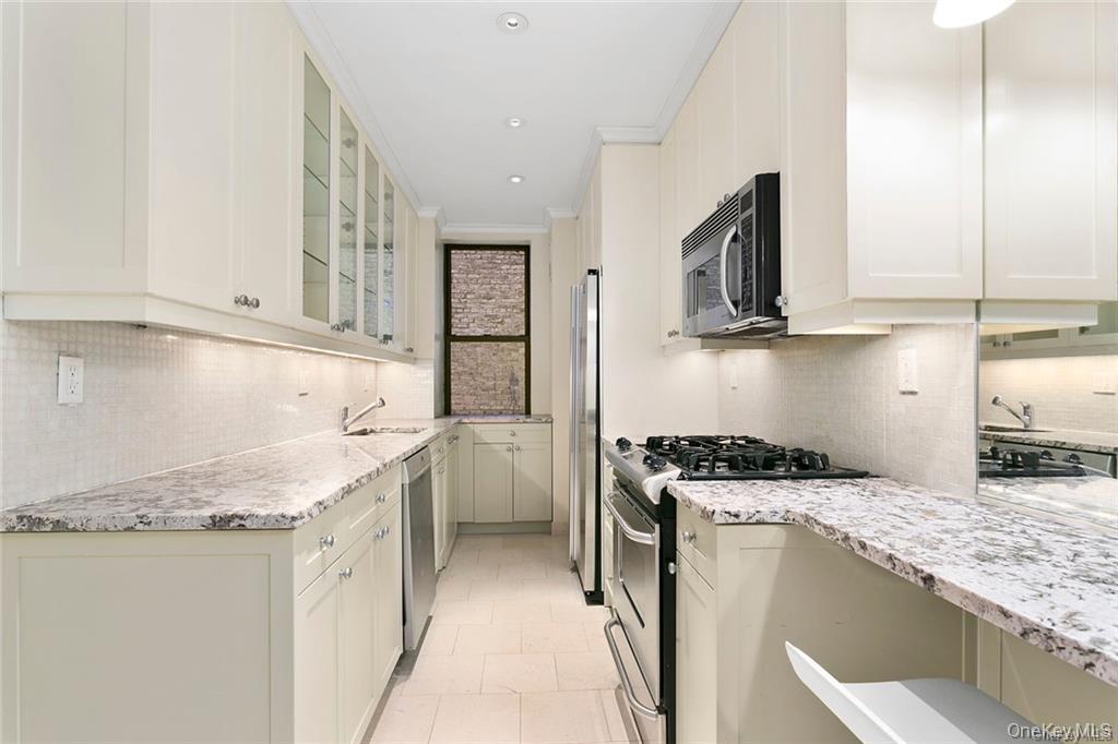 595 W End Avenue Unit 3D, Manhattan NY 10024