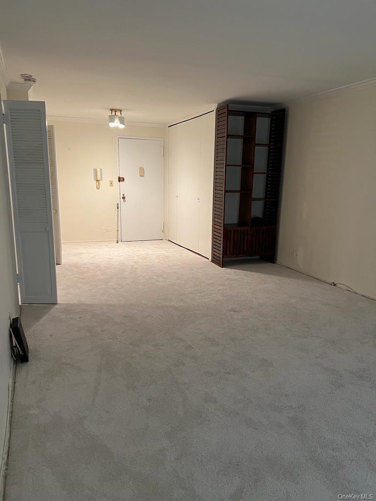 305 E 40 Street Street Unit 4A, Manhattan NY 10016