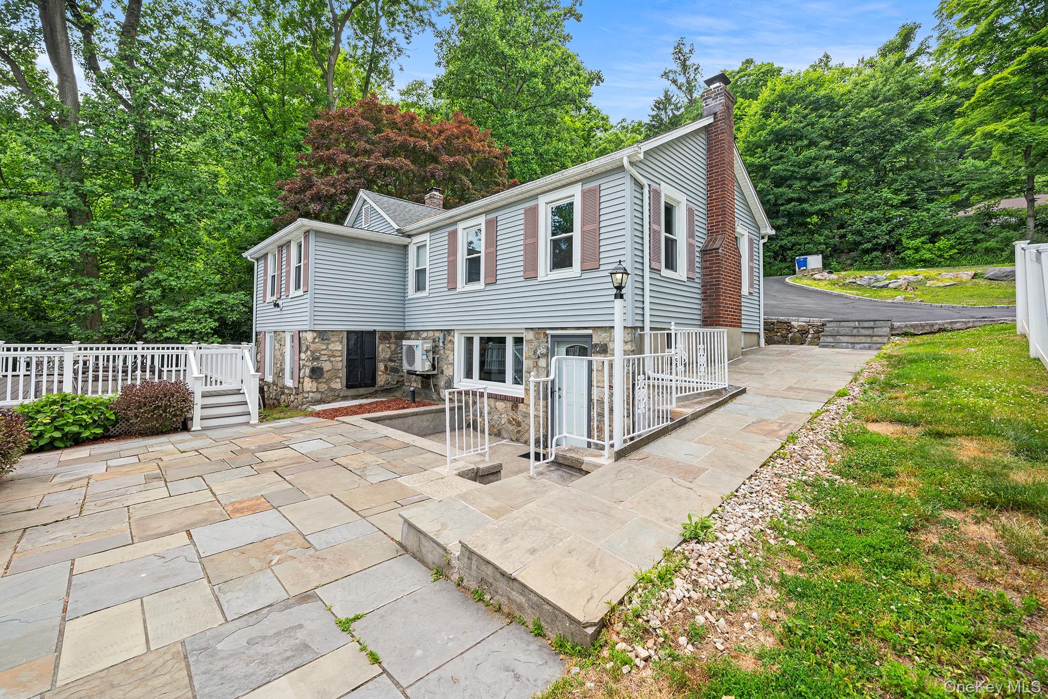 10 Holland Drive, Carmel NY 10512