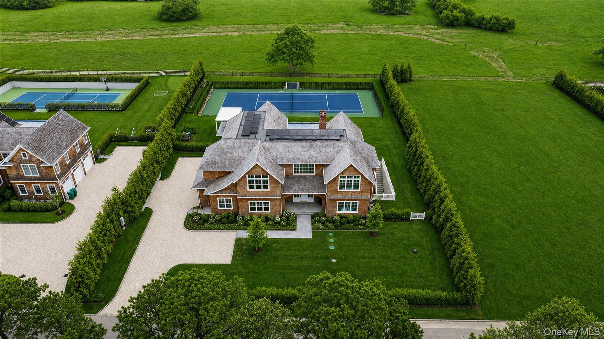460 Edge Of Woods Road, Water Mill NY 11968