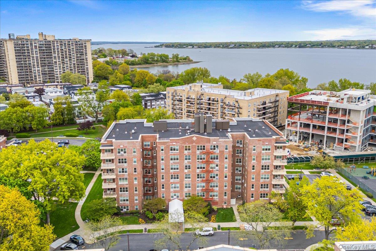 23-45 Bell Boulevard Unit 1H, Bayside NY 11360