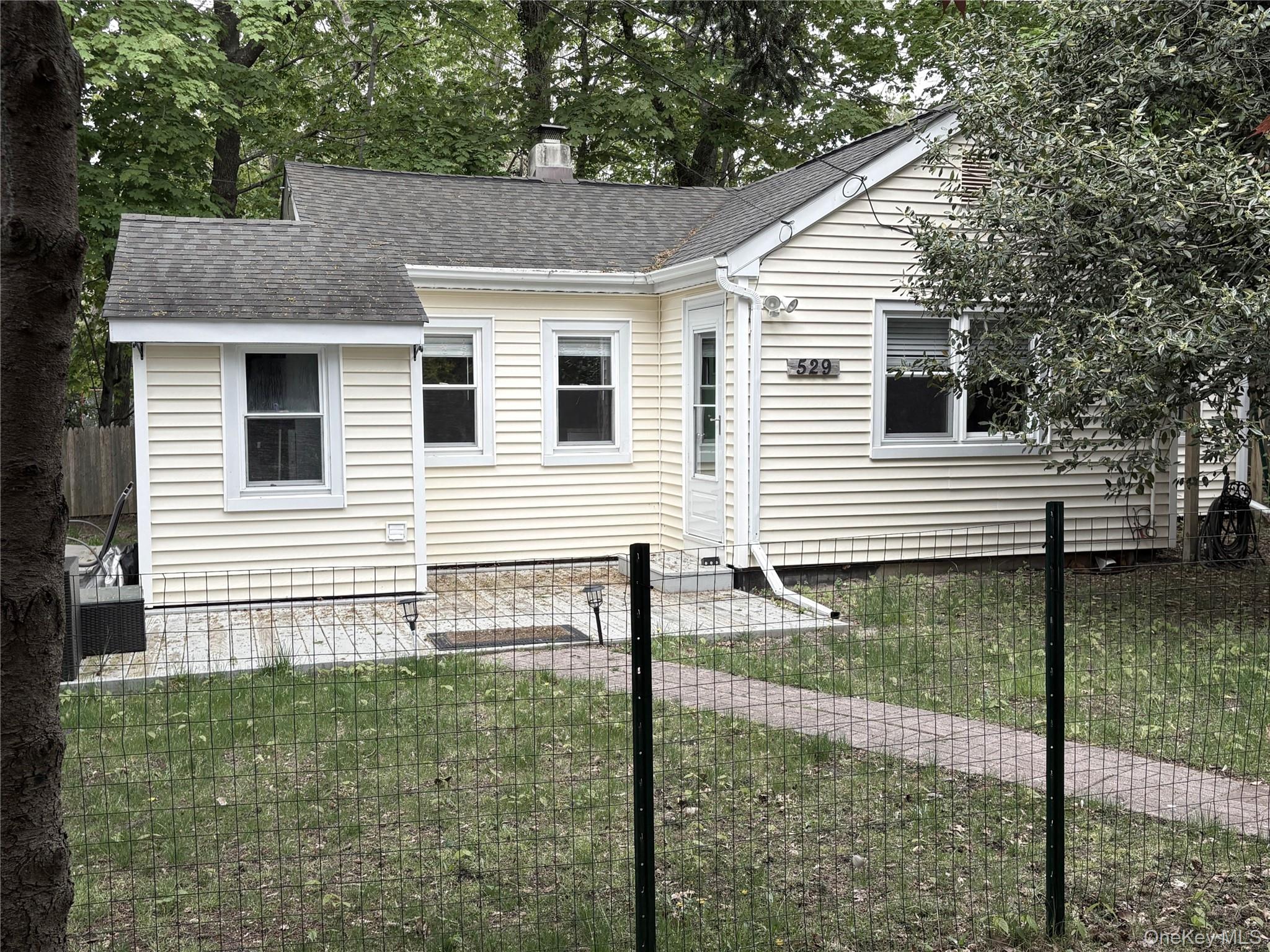 529 Montauk Highway, Westhampton Beach NY 11978