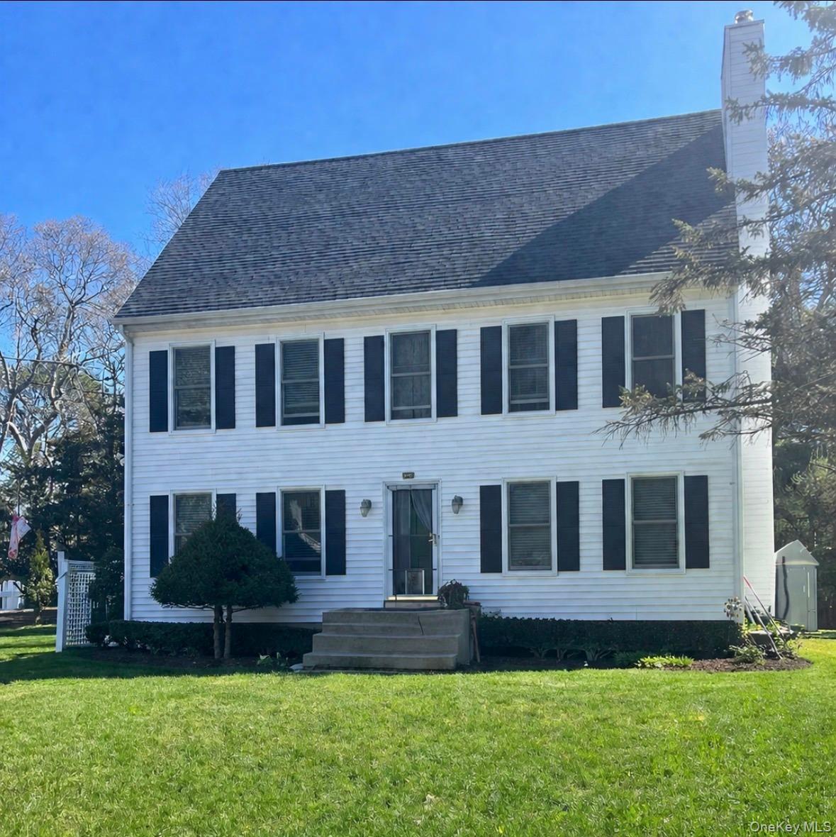 533 Montauk Highway, Westhampton Beach NY 11978