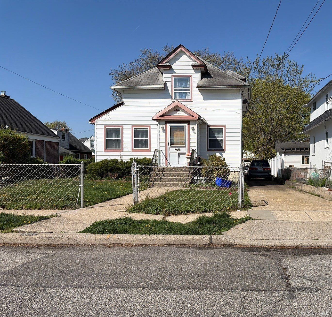 2746 Park Avenue, Baldwin NY 11510