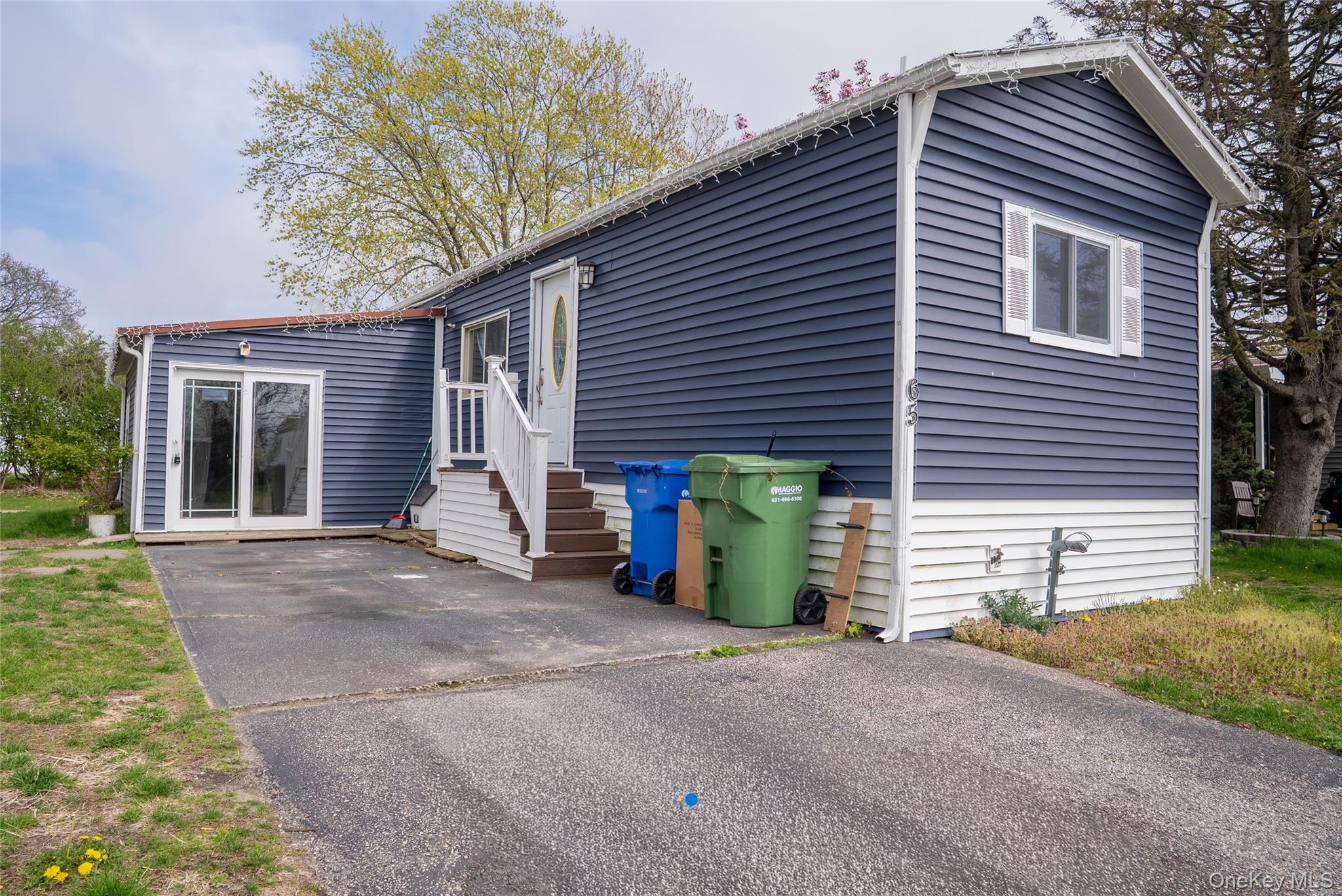 65 Minuteman Drive, Bohemia NY 11716