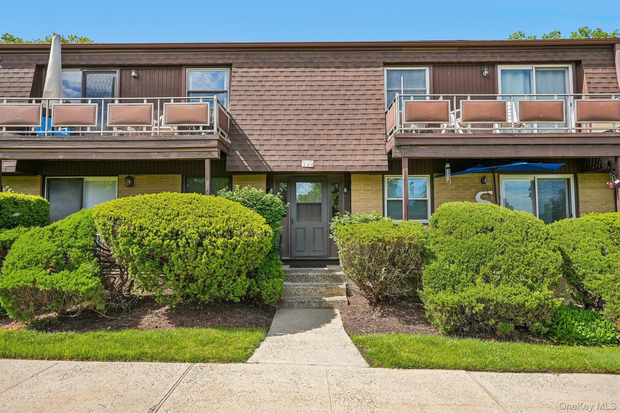 2 Germonds Village Unit 12, Bardonia NY 10954