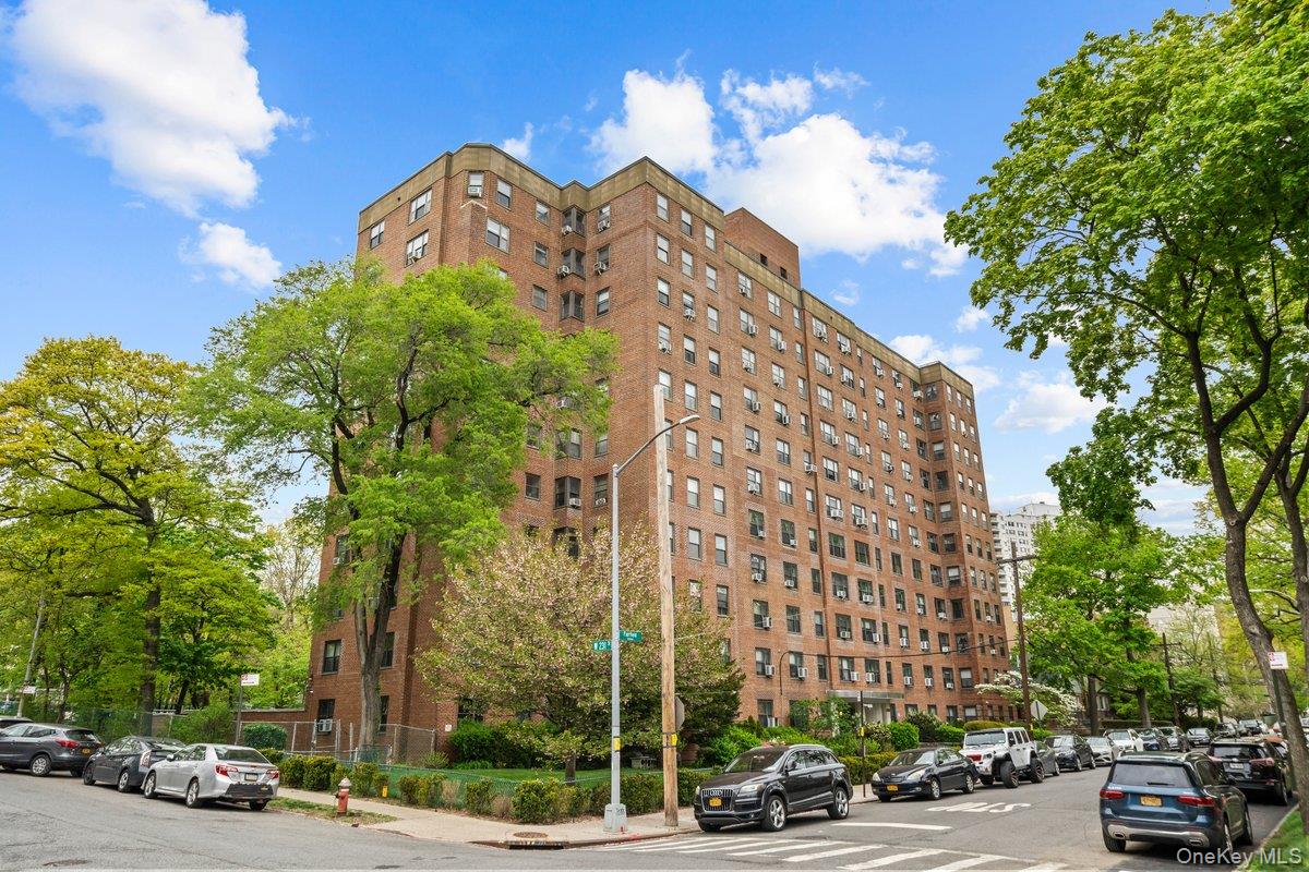 3103 Fairfield Avenue Unit 4K, Bronx NY 10463
