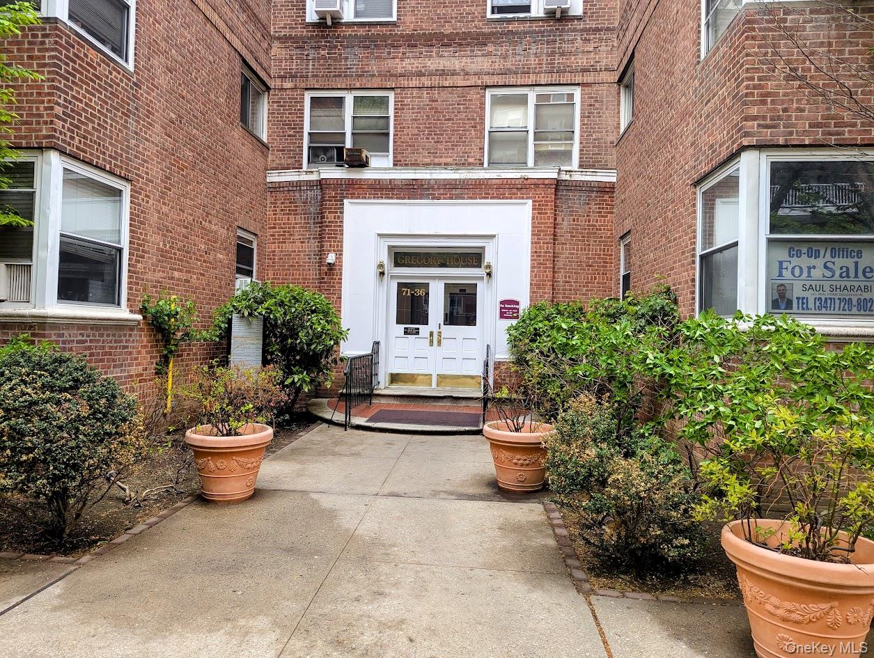 71-36 110 Street Unit 4A, Forest Hills NY 11375