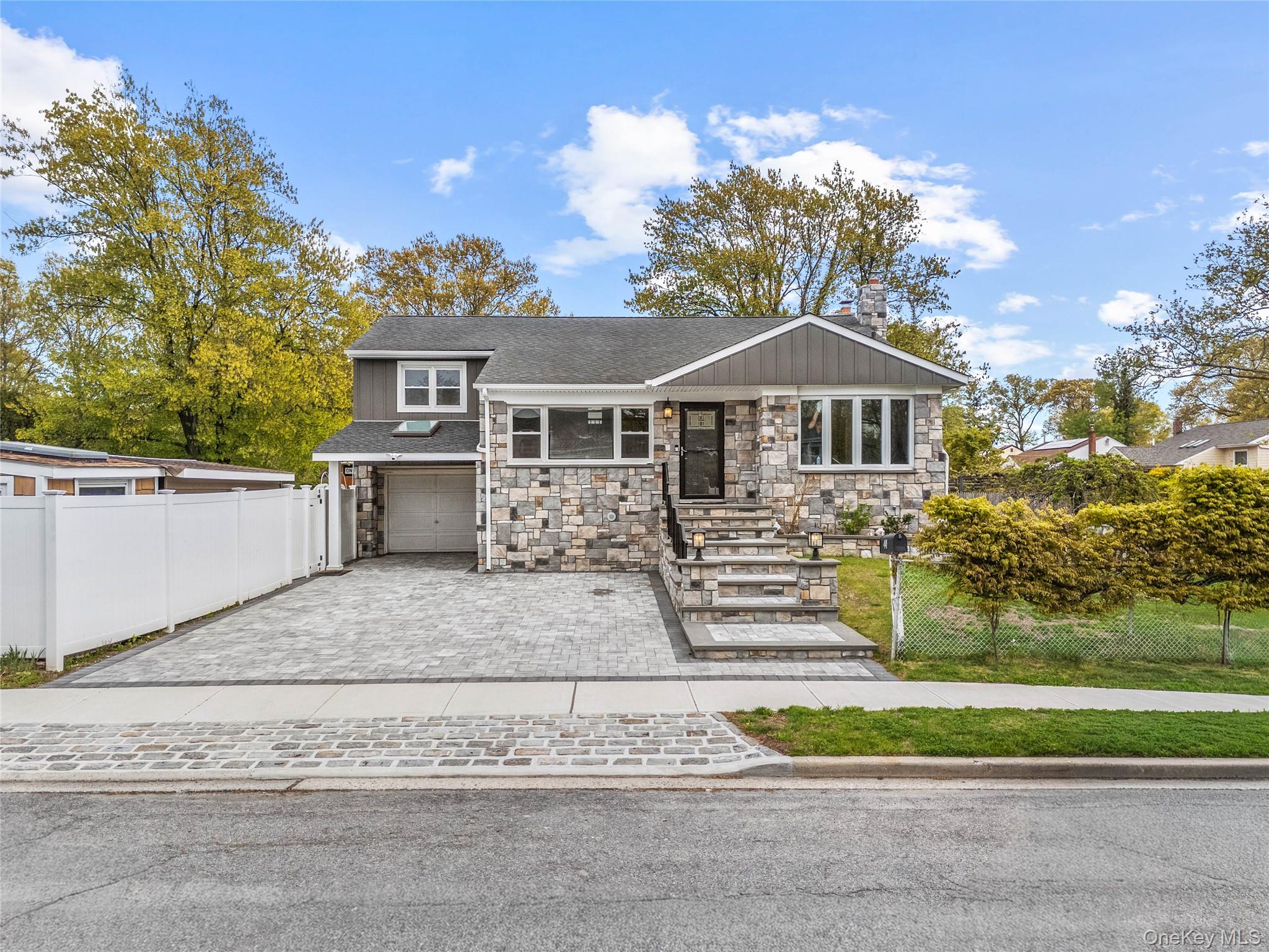 44 Bruce Lane, Westbury NY 11590