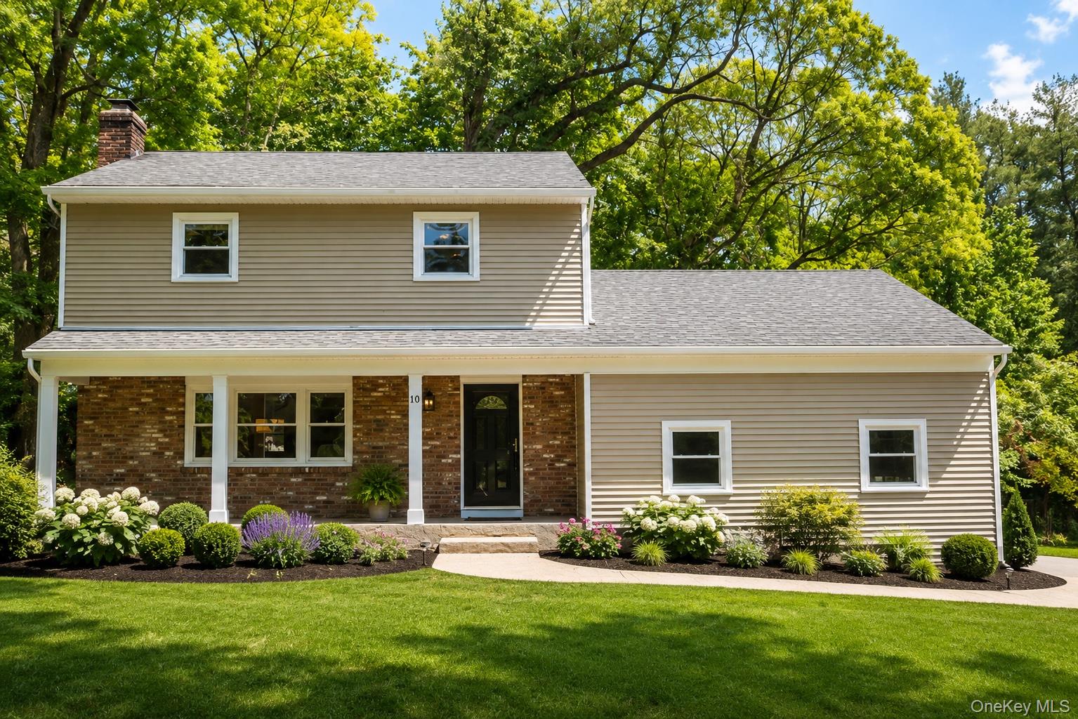 10 Tudor Drive, Stony Brook NY 11790
