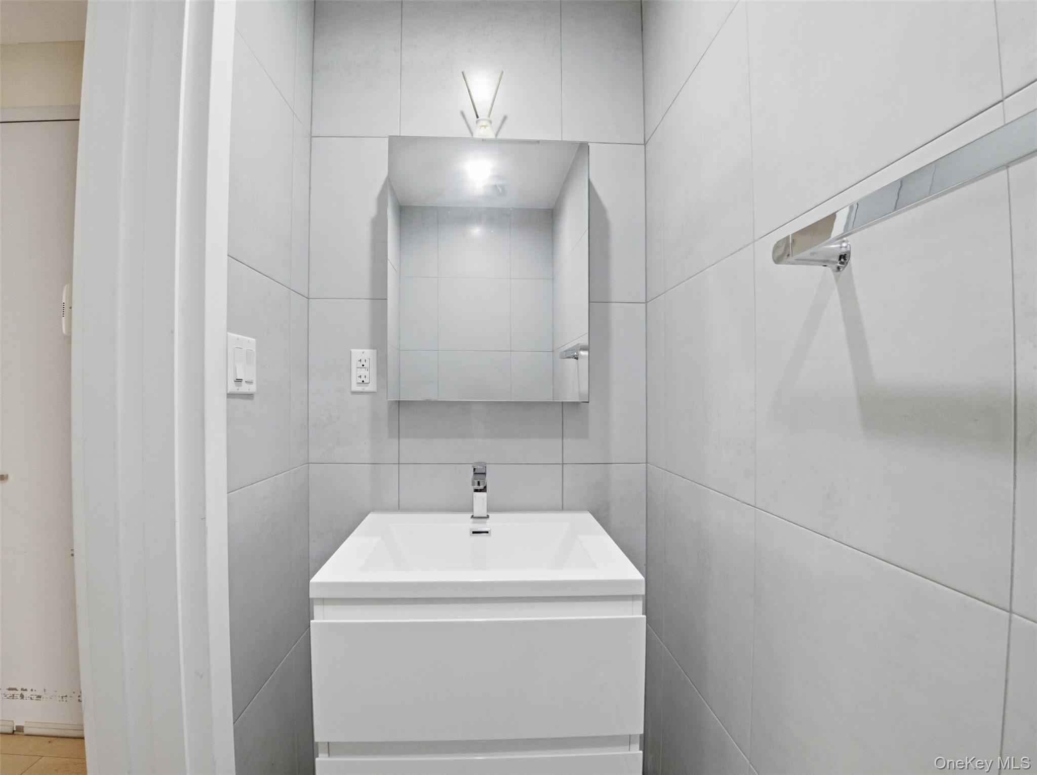 40 Pinehurst Avenue Unit 2D, Manhattan NY 10033