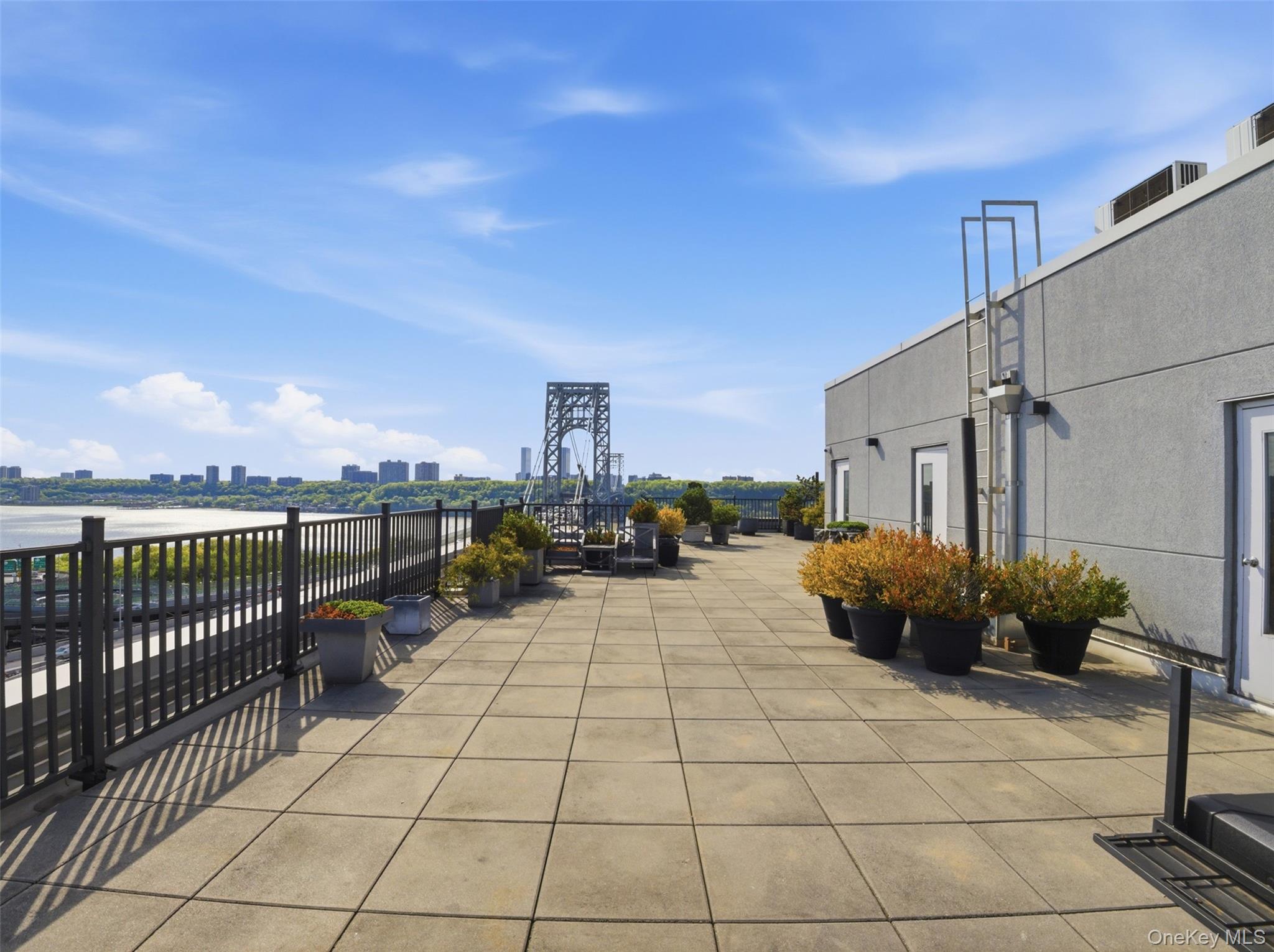 40 Pinehurst Avenue Unit 2D, Manhattan NY 10033