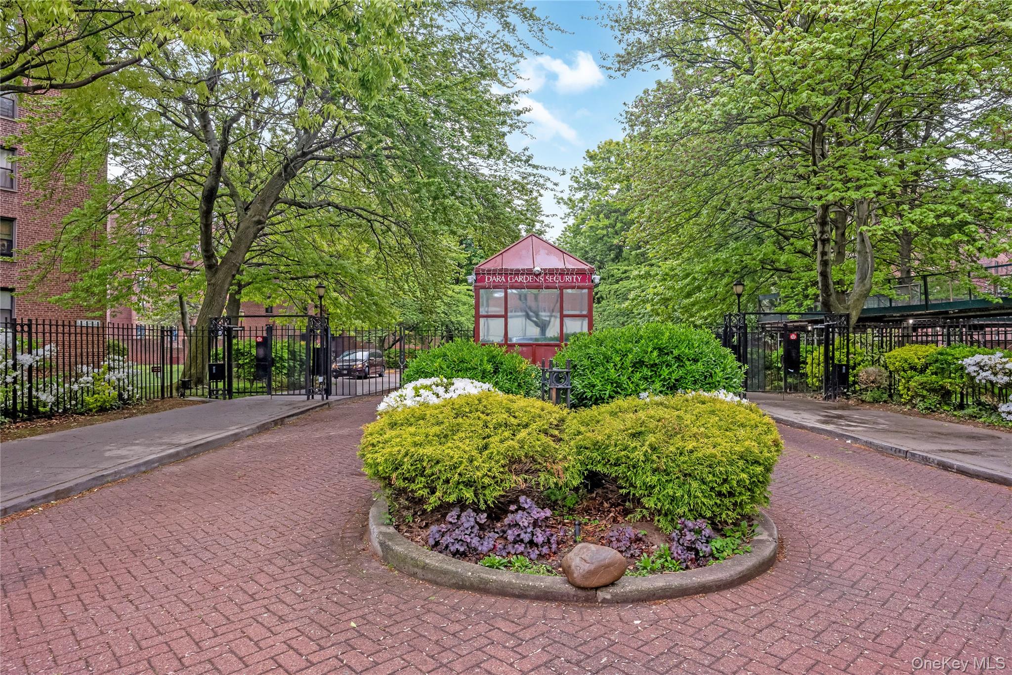 150-10 71st Avenue Unit 2K, Kew Garden Hills NY 11367