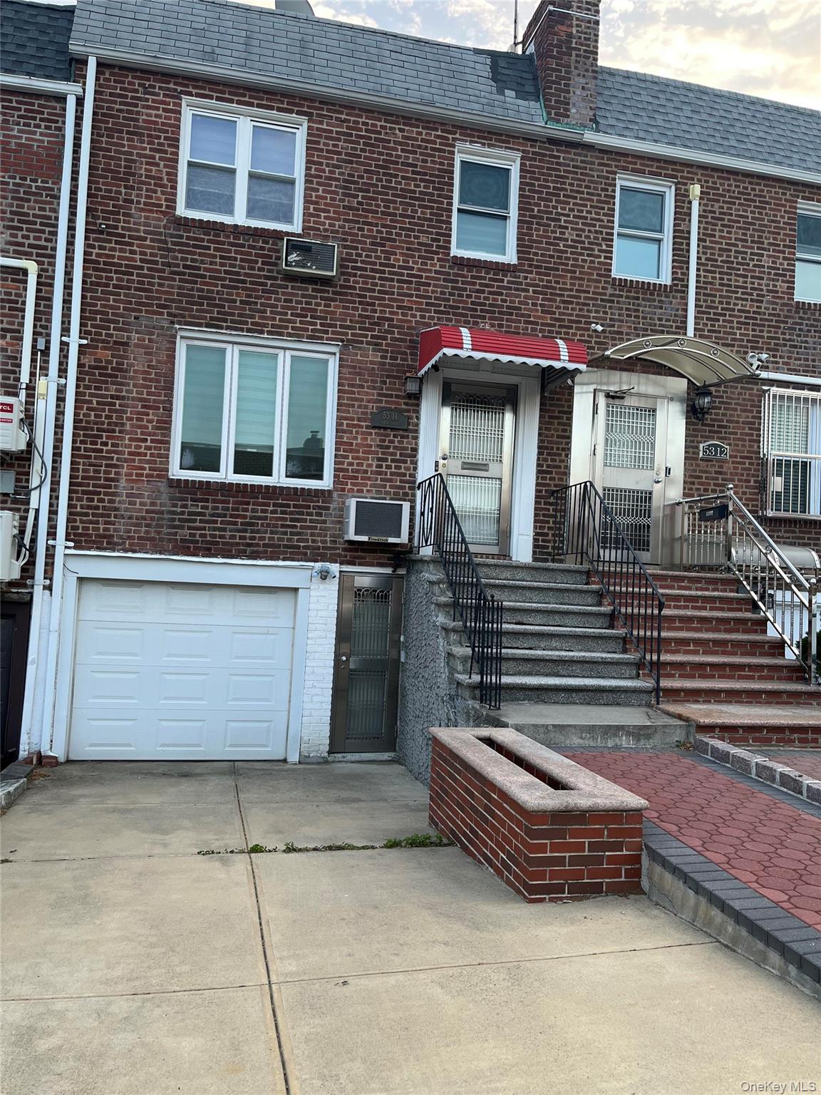 5314 194th Street, Fresh Meadows NY 11365