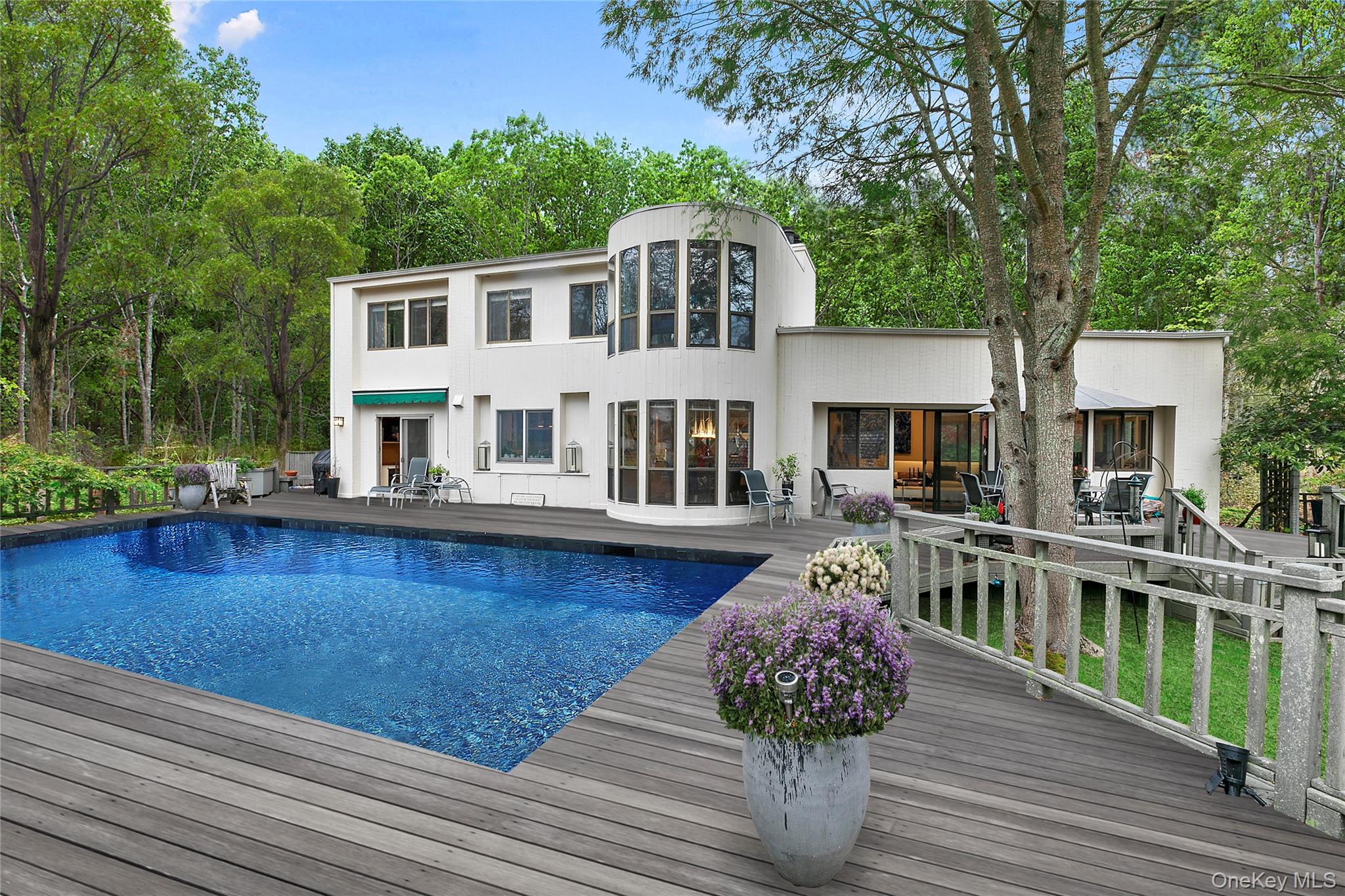 6 Wagon Lane, East Hampton NY 11937