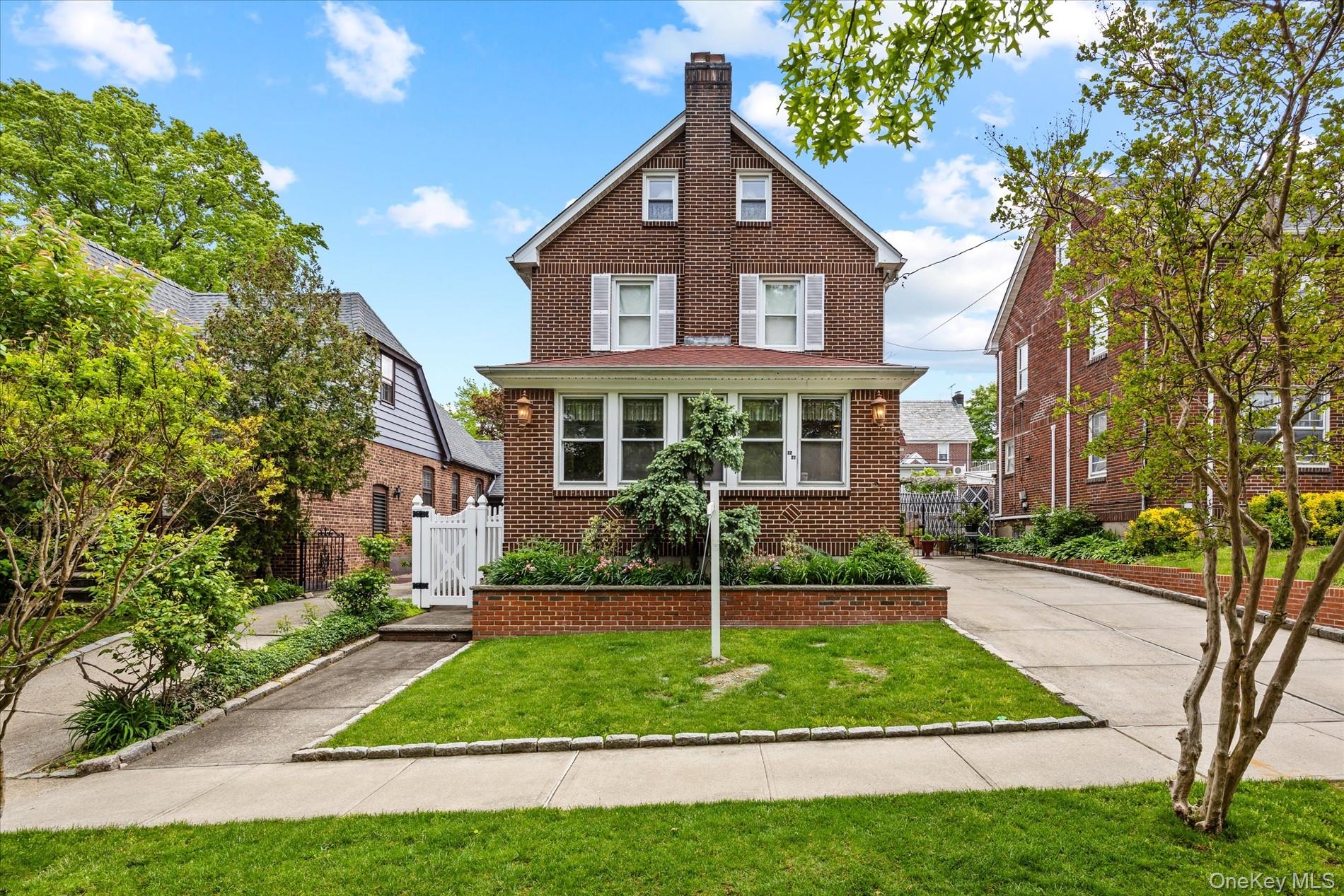 3221 168th Street, Flushing NY 11358