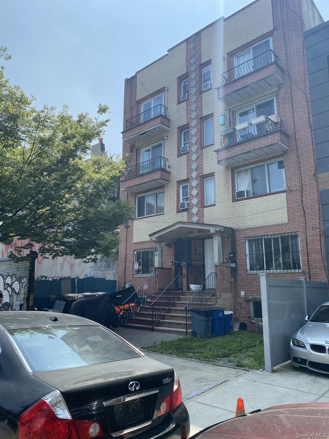 28 Saint Andrews Place, Brooklyn NY 11216