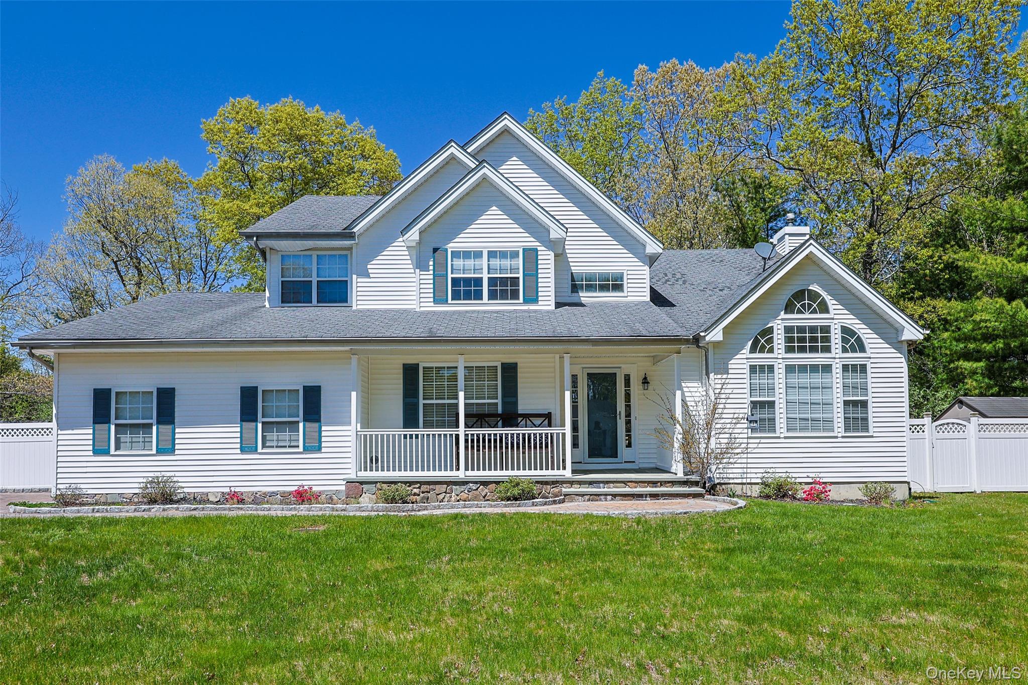 3 Sander Court, Middle Island NY 11953