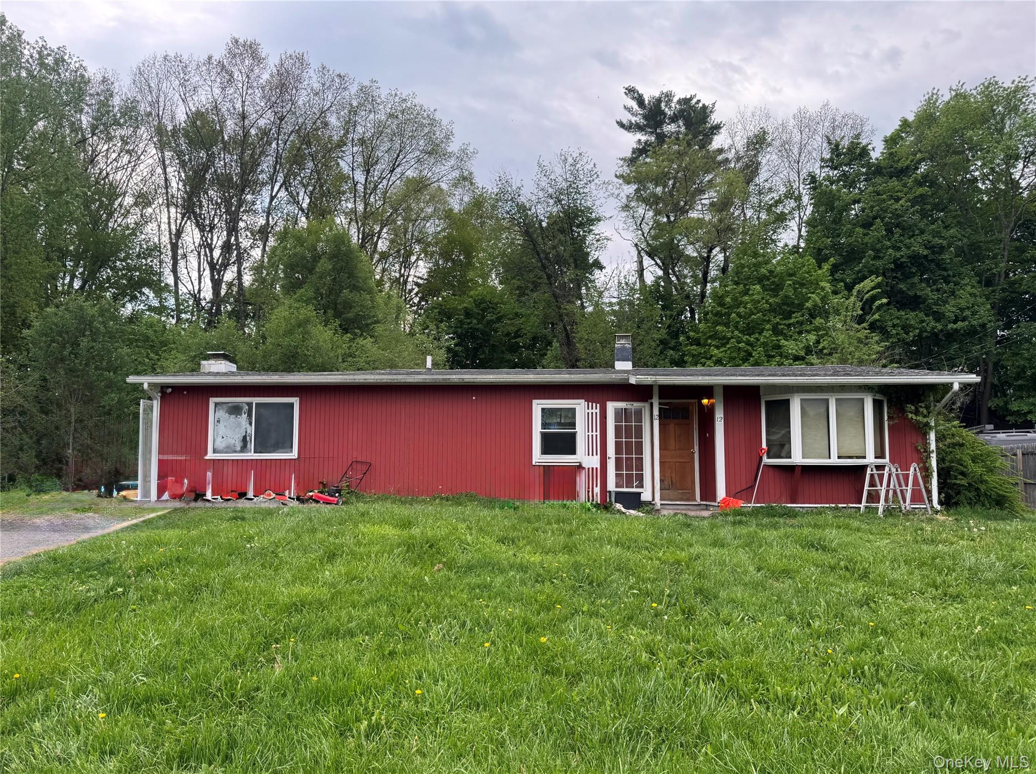 12 Park Circle, Mount Marion NY 12456