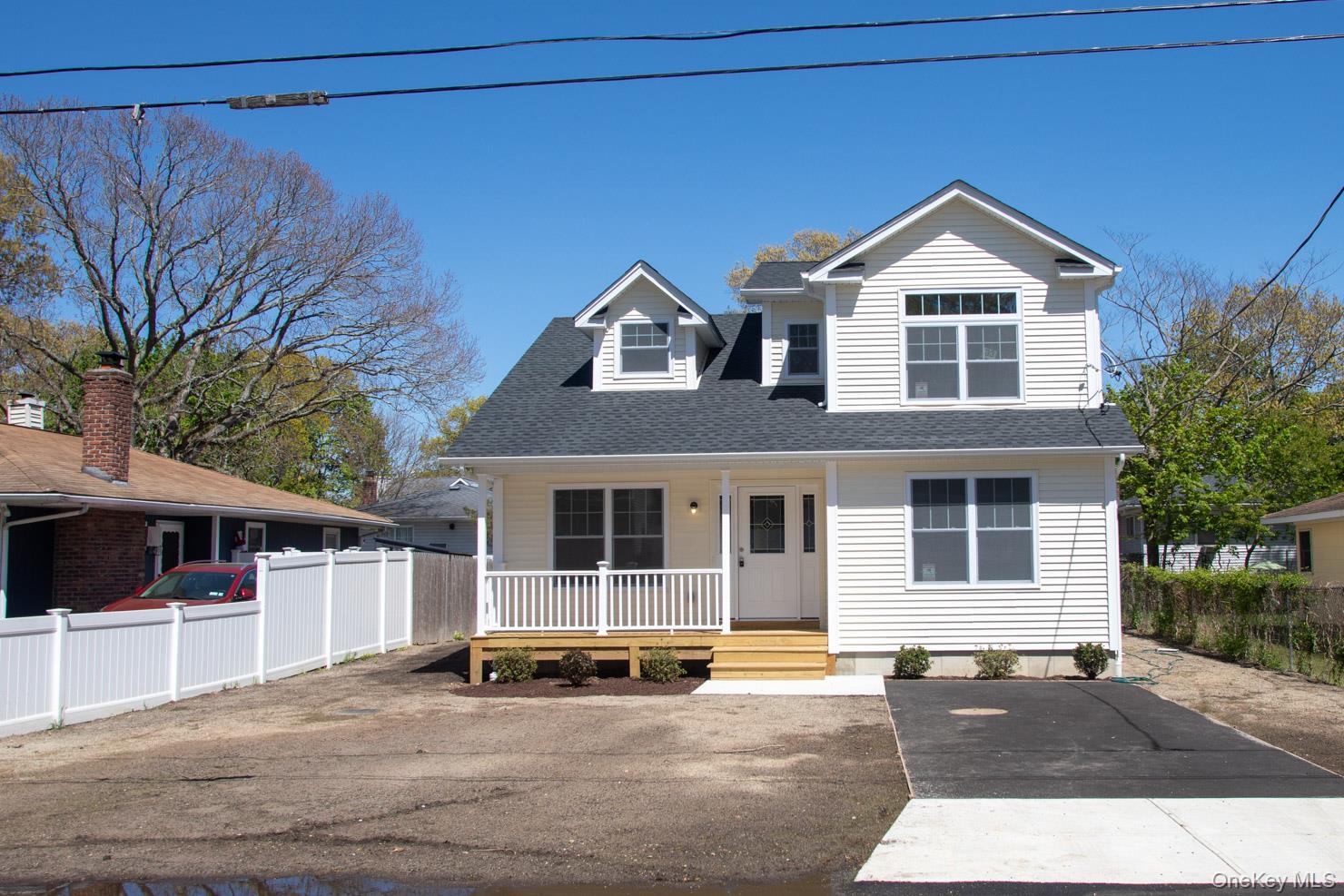 33 Dressel, Mastic NY 11950