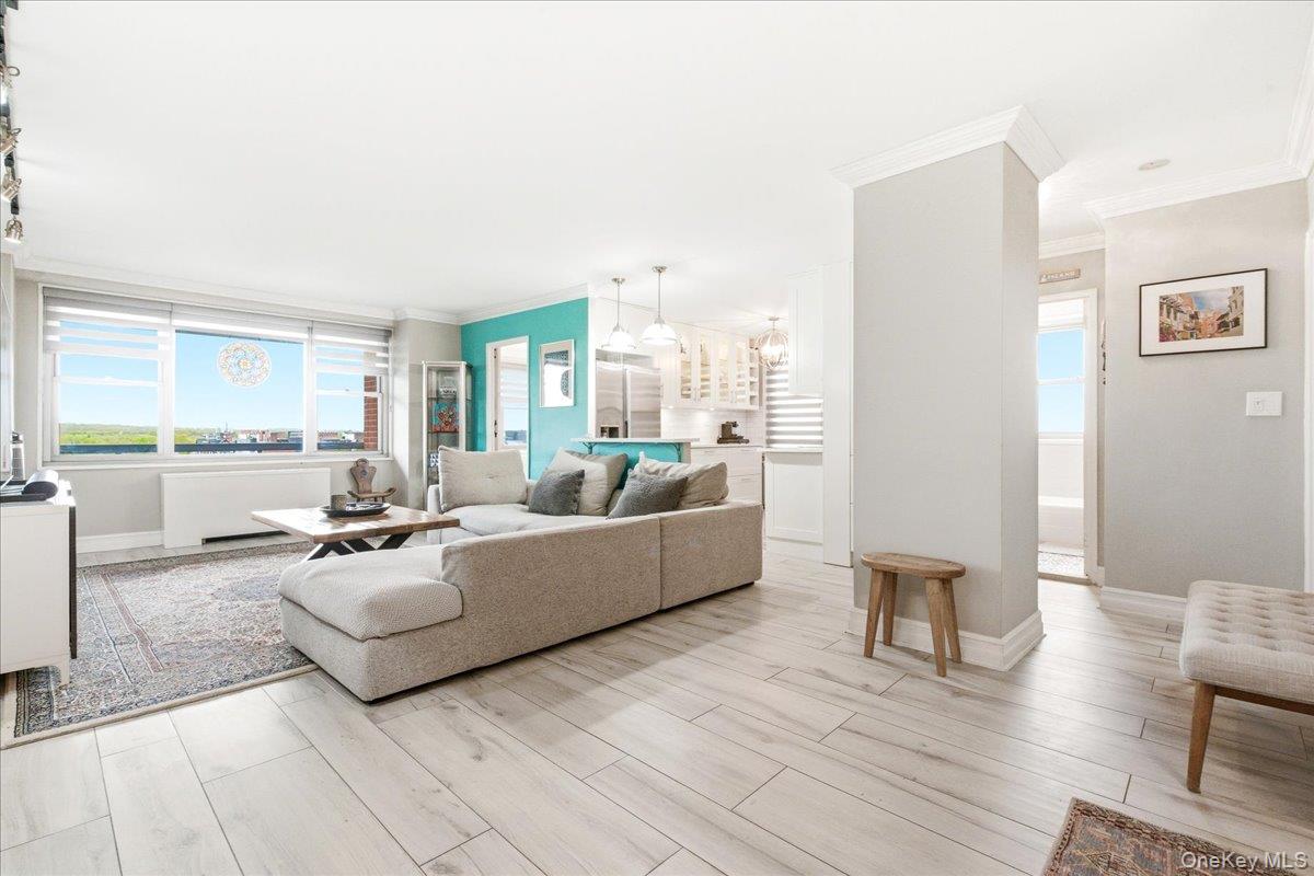 70-25 Yellowstone Boulevard Unit 9J, Forest Hills NY 11375