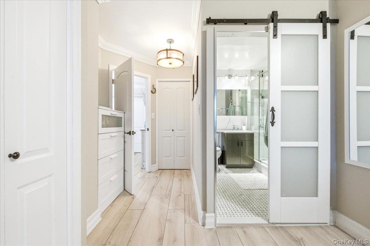 70-25 Yellowstone Boulevard Unit 9J, Forest Hills NY 11375