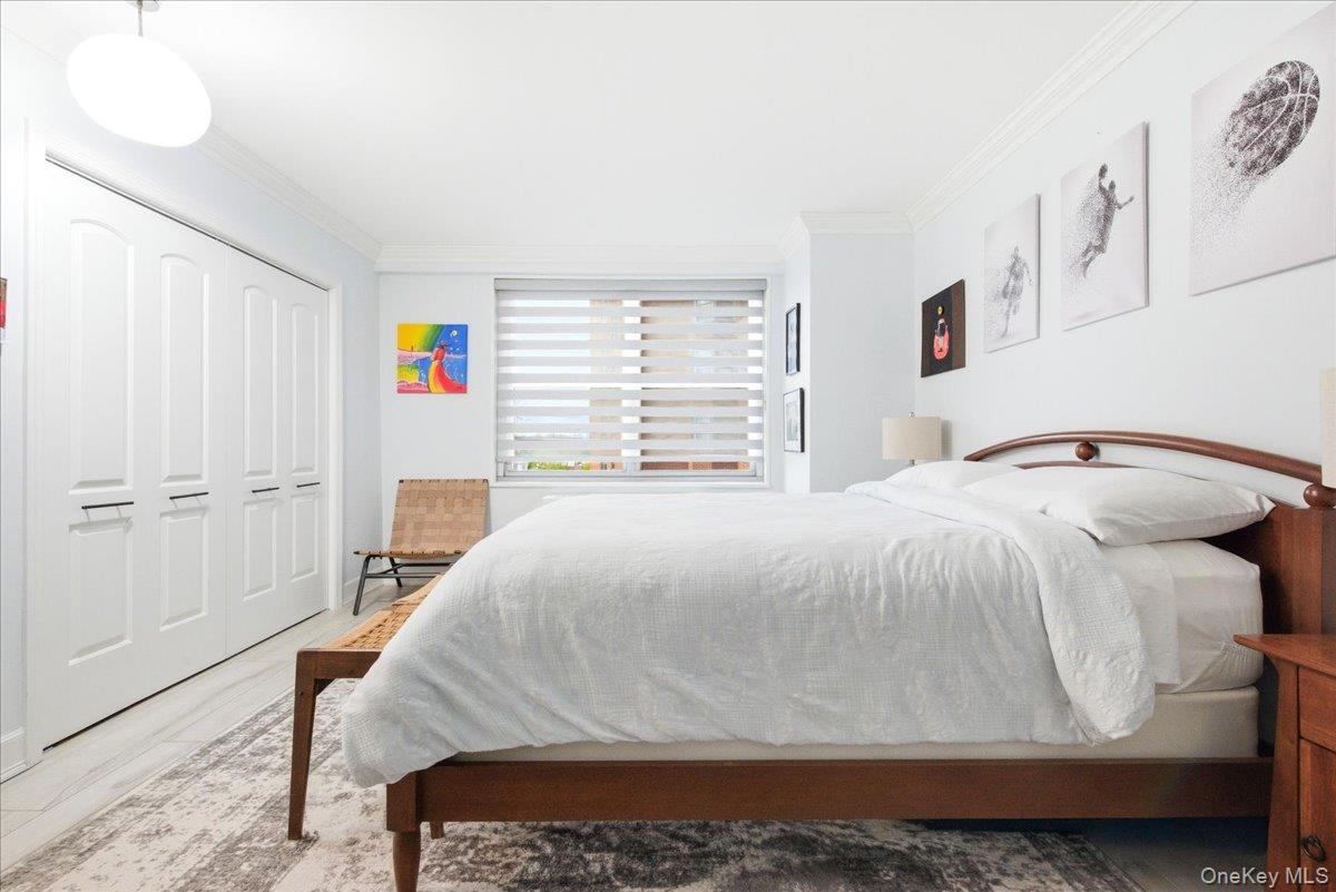 70-25 Yellowstone Boulevard Unit 9J, Forest Hills NY 11375