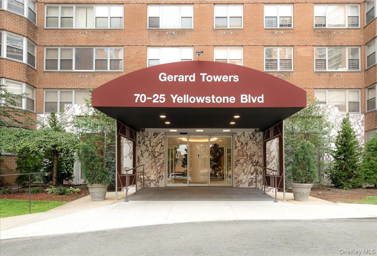 70-25 Yellowstone Boulevard Unit 9J, Forest Hills NY 11375