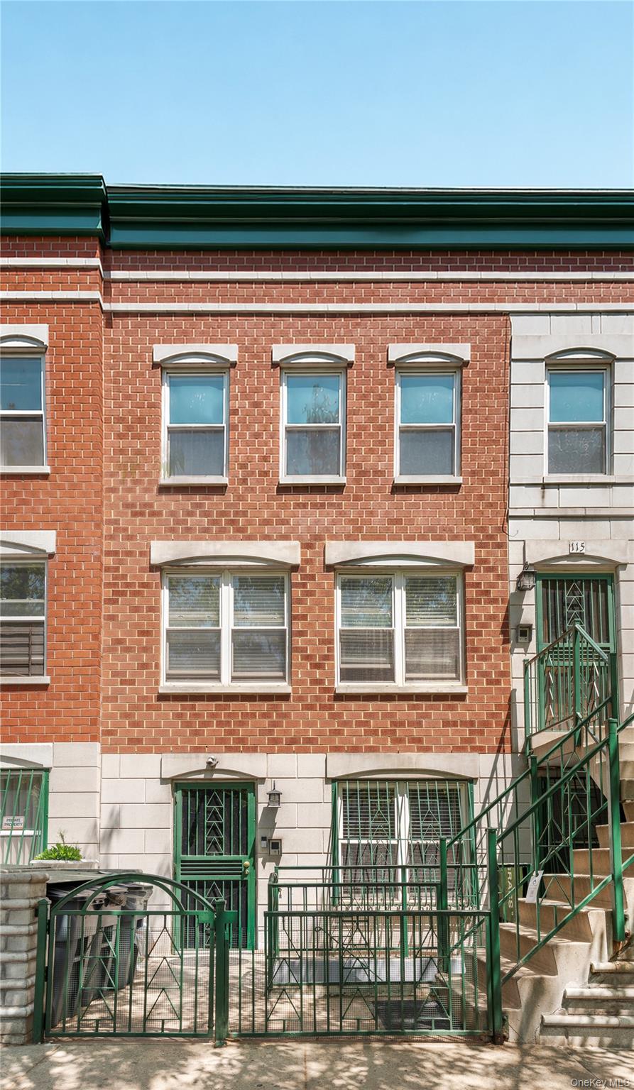 115 W 117th Street, Manhattan NY 10026