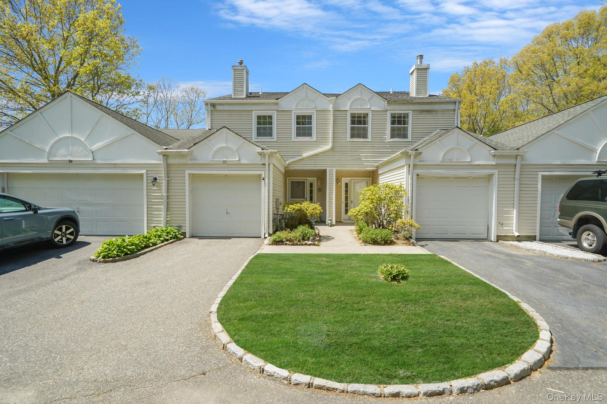 31 Quail Court, Manorville NY 11949