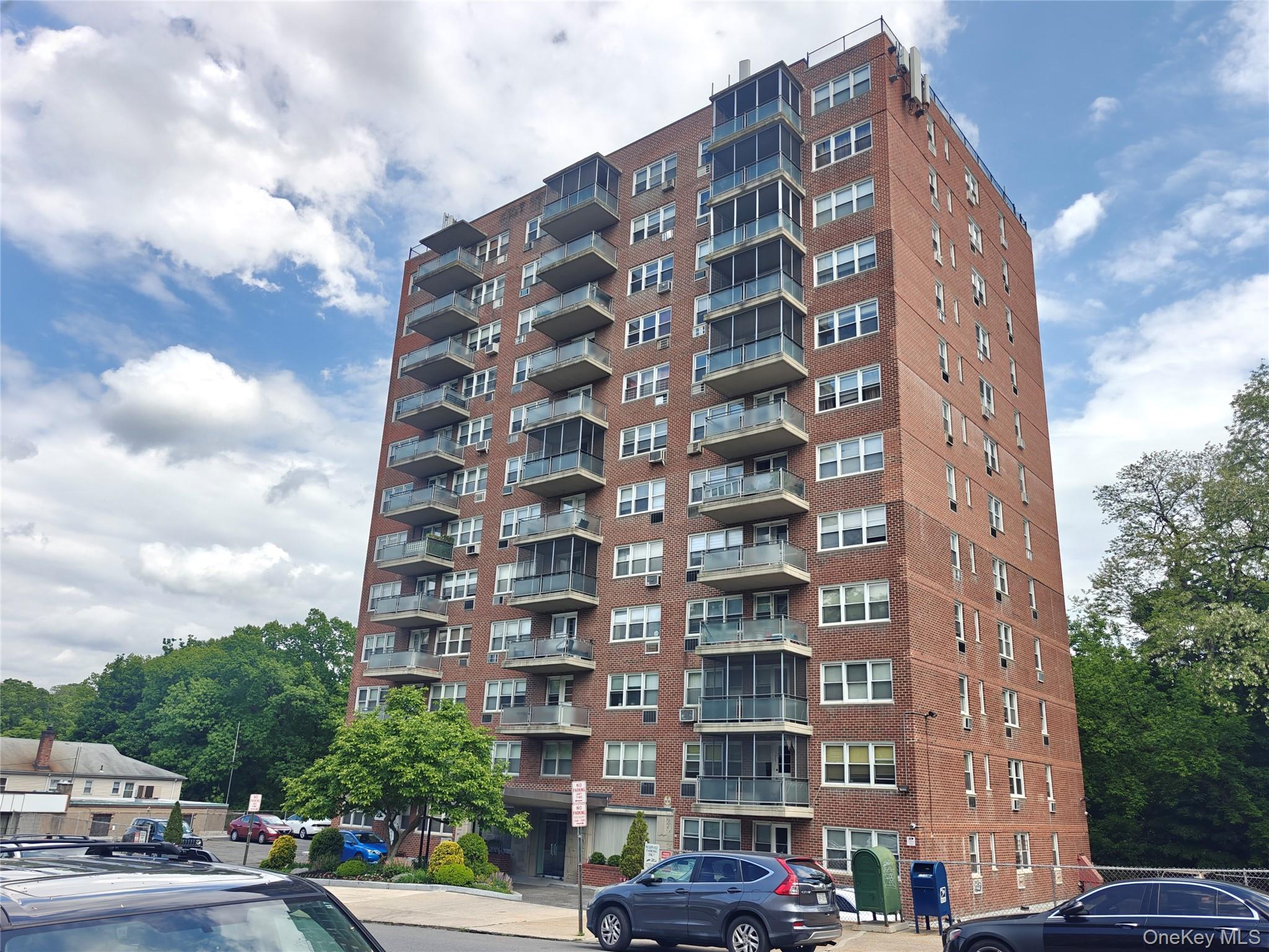 385 McLean Avenue Unit 8D, Yonkers NY 10705