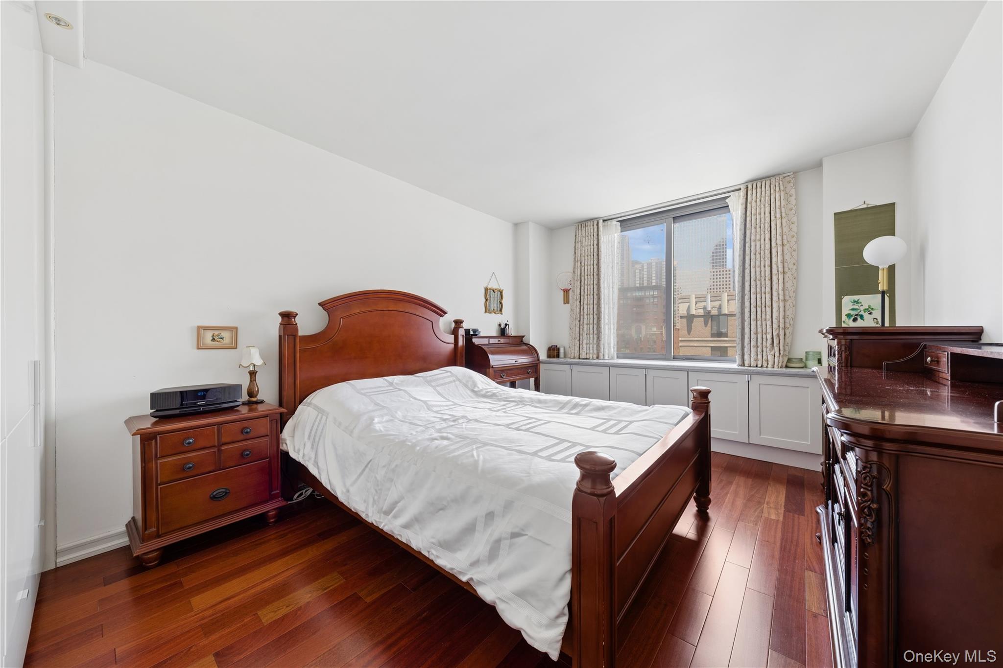 2 S End Avenue Unit 9C, Manhattan NY 10280
