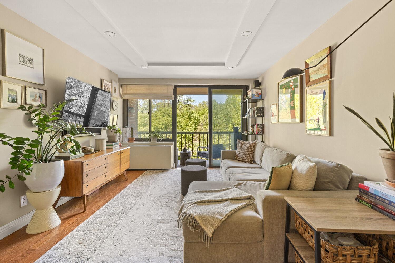 207 PROSPECT Park SW Unit 3C, Brooklyn NY 11218