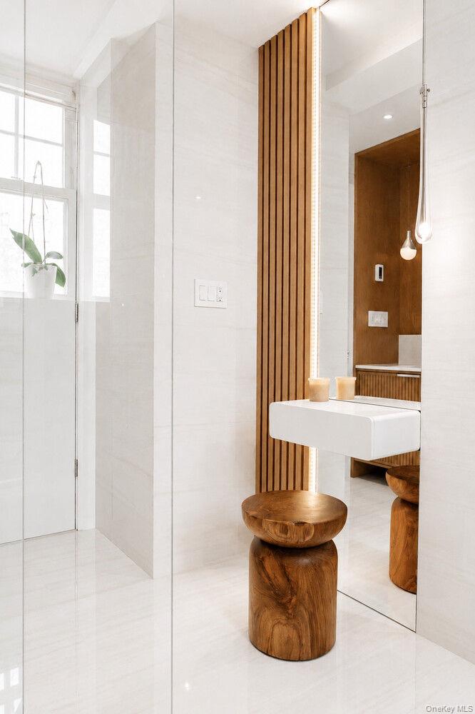 785 PARK Avenue Unit 4D, Manhattan NY 10021