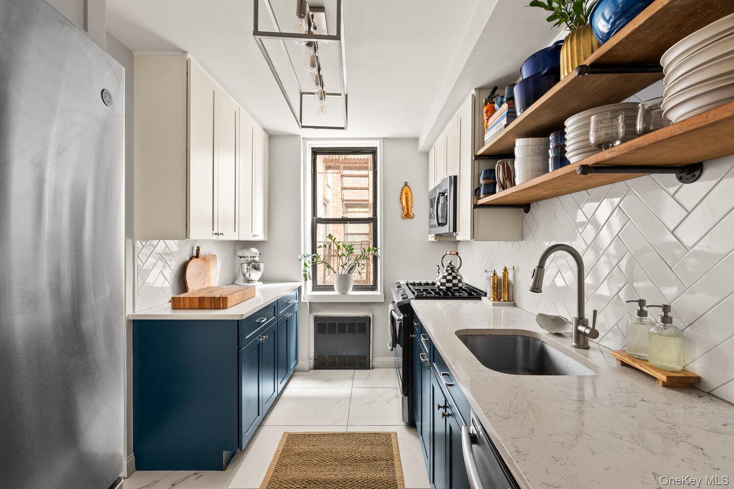 345 WEBSTER Avenue Unit 2G, Brooklyn NY 11230
