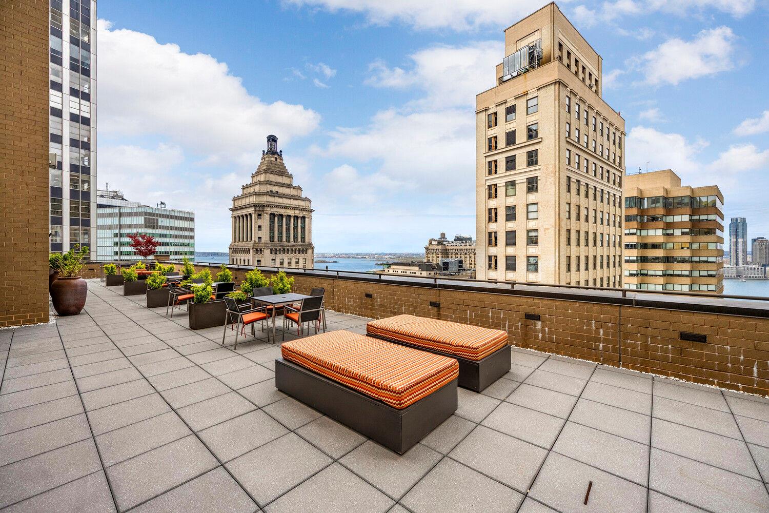 40 BROAD Street Unit 24E, Manhattan NY 10004