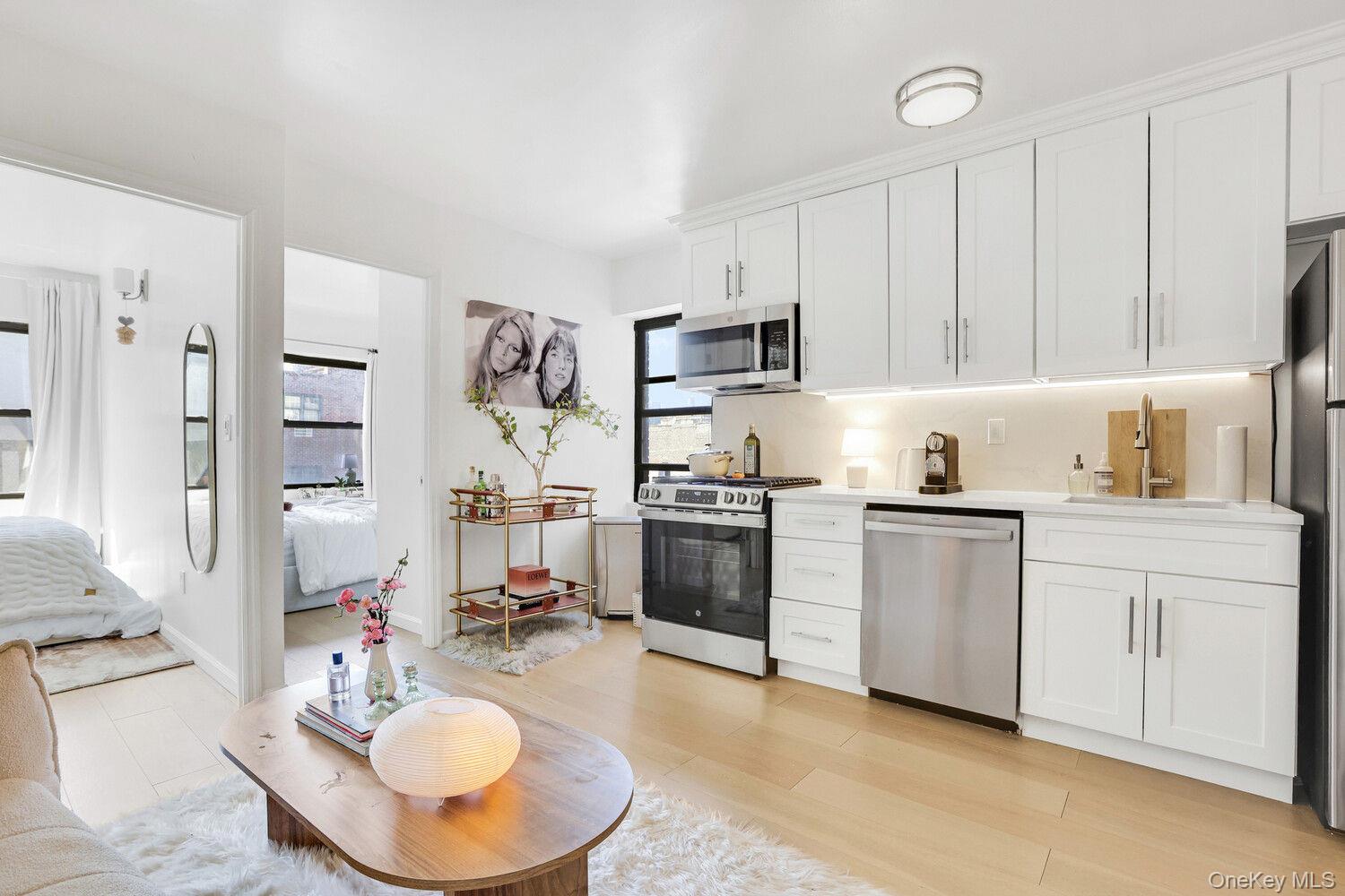 200 BOWERY Unit 7E, Manhattan NY 10012